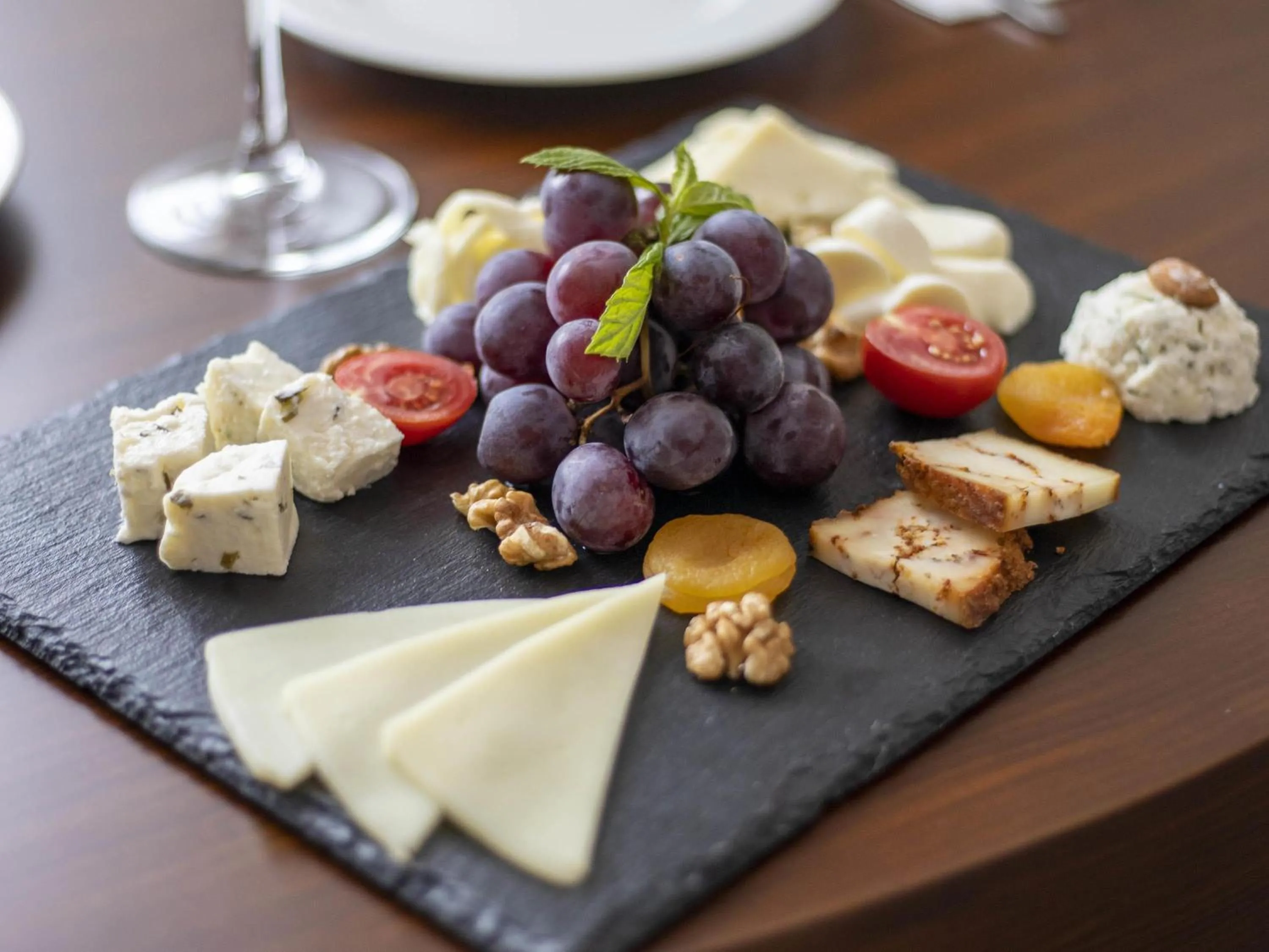 Restaurant/places to eat in Mercure Istanbul Bakirkoy