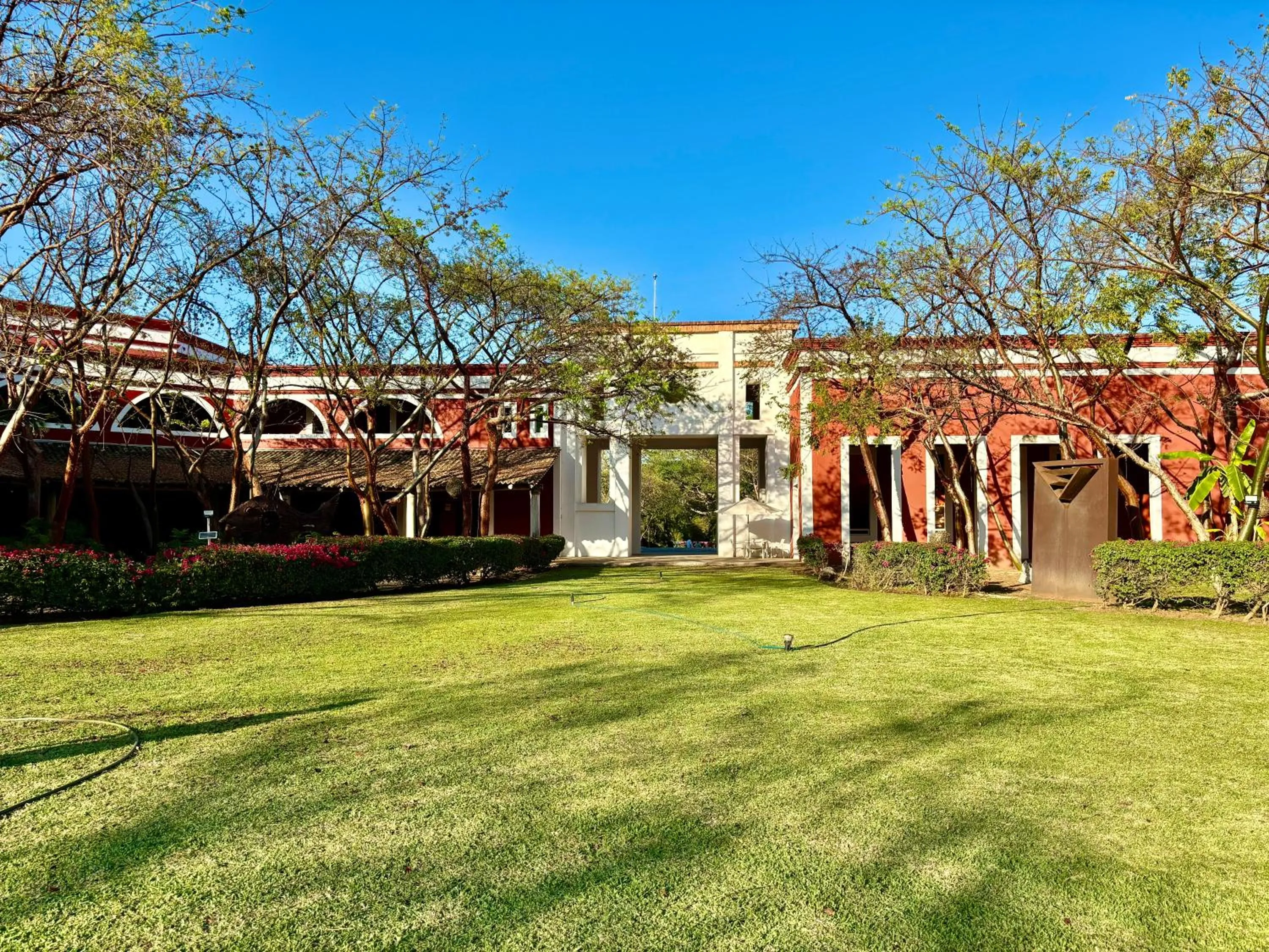 Property building in Hotel Hacienda San Pancho