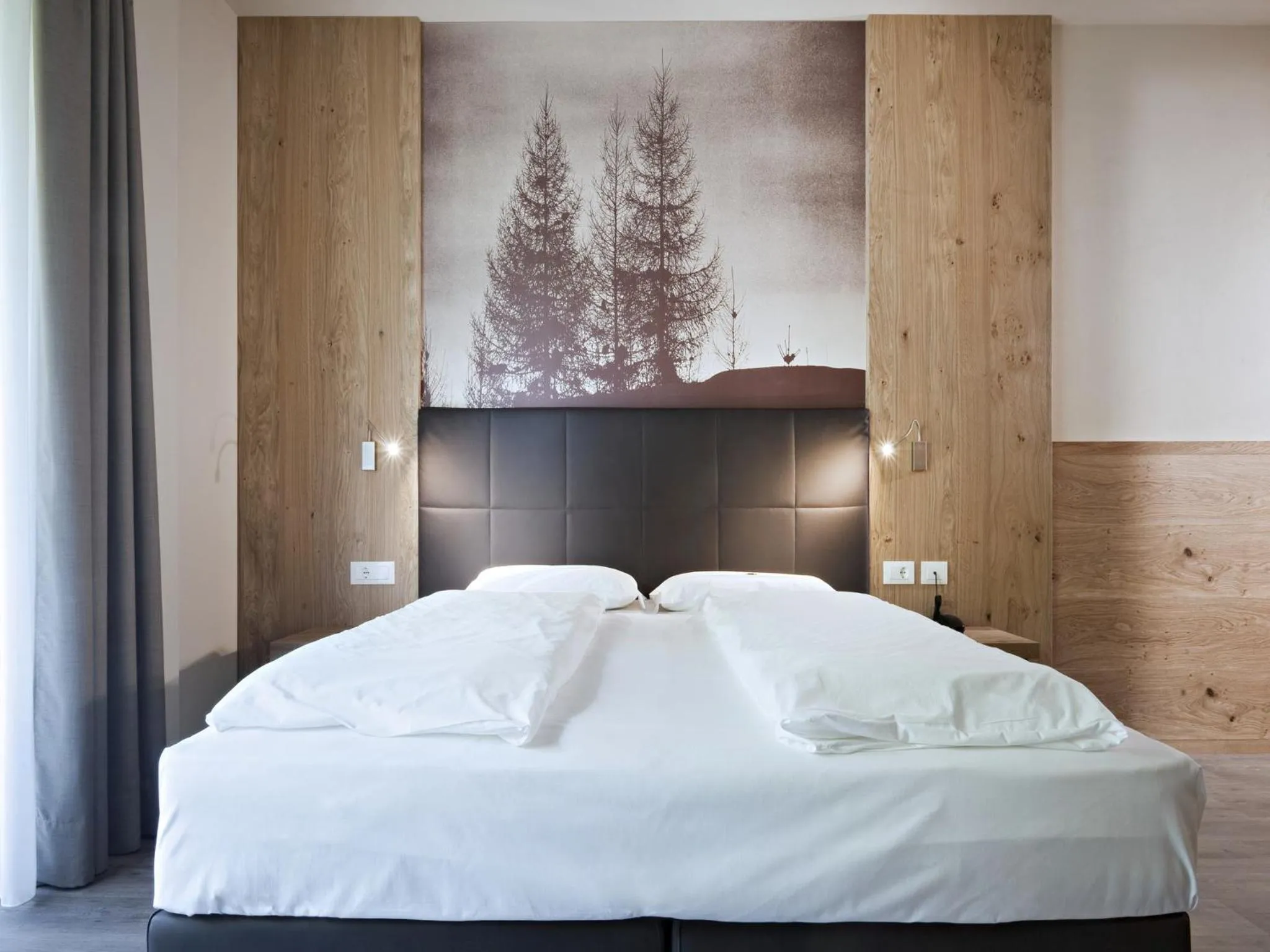 Photo of the whole room, Bed in Parc Hotel Miramonti