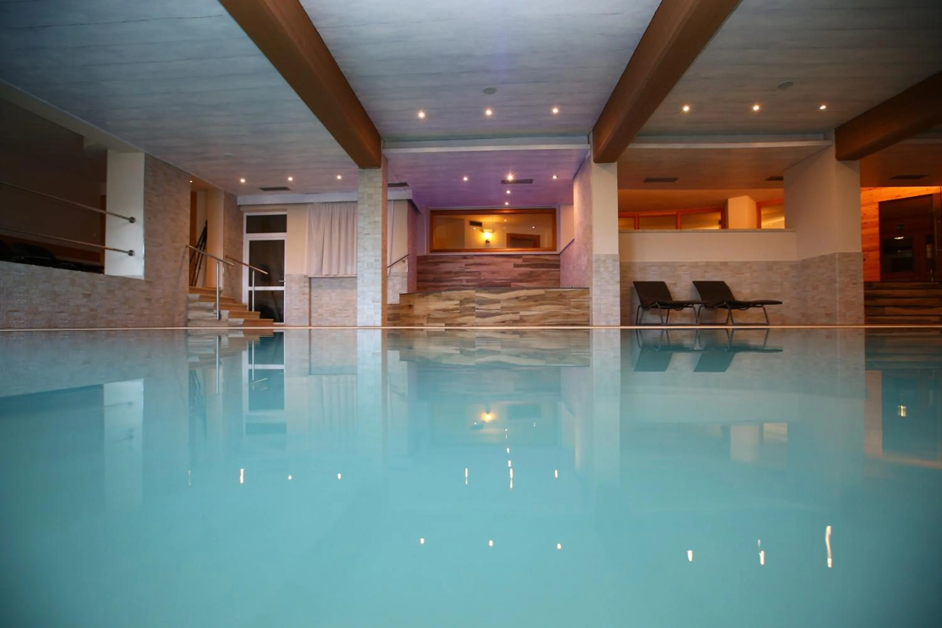 Swimming pool in Parc Hotel Miramonti