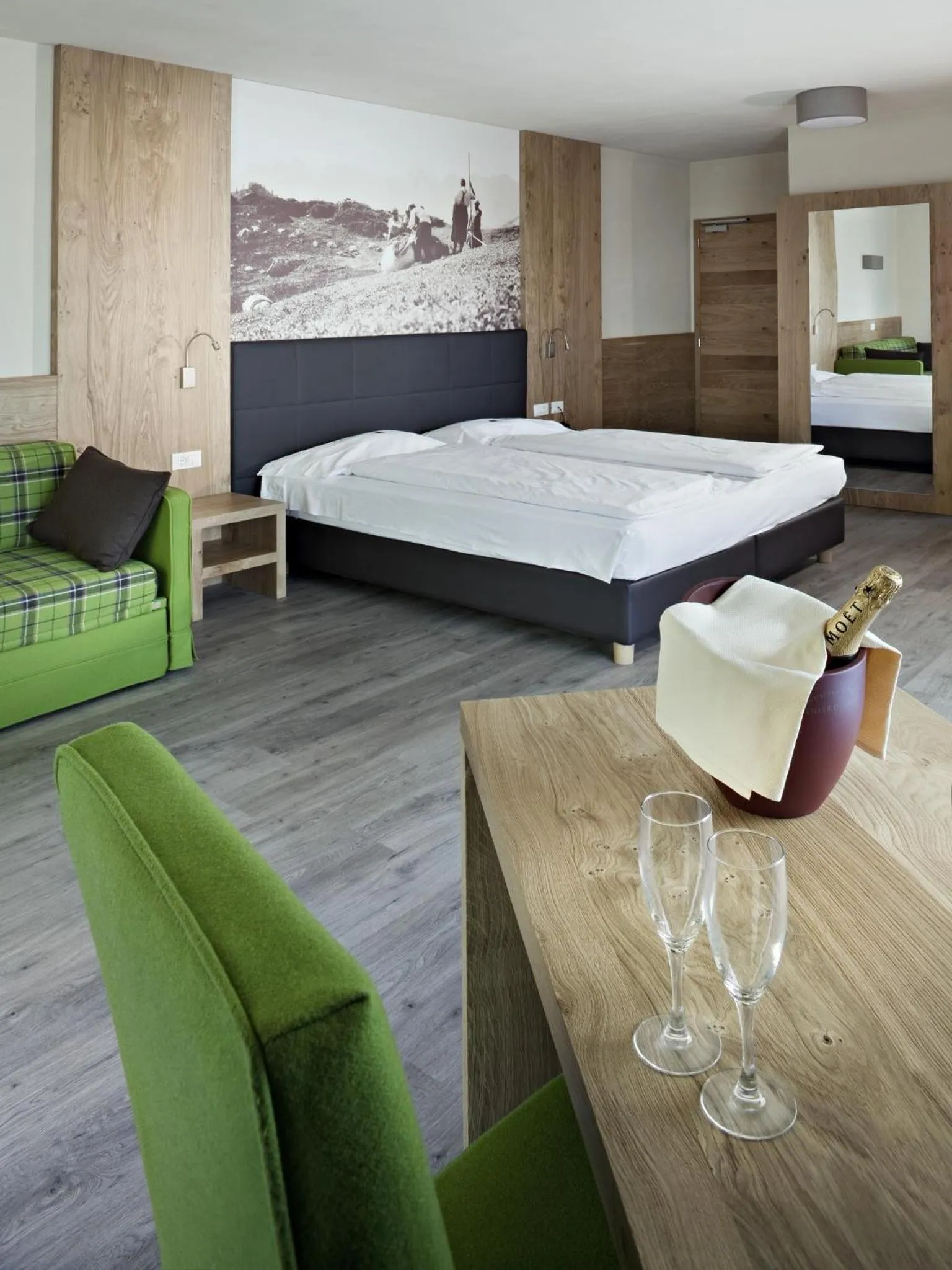 Photo of the whole room, Bed in Parc Hotel Miramonti