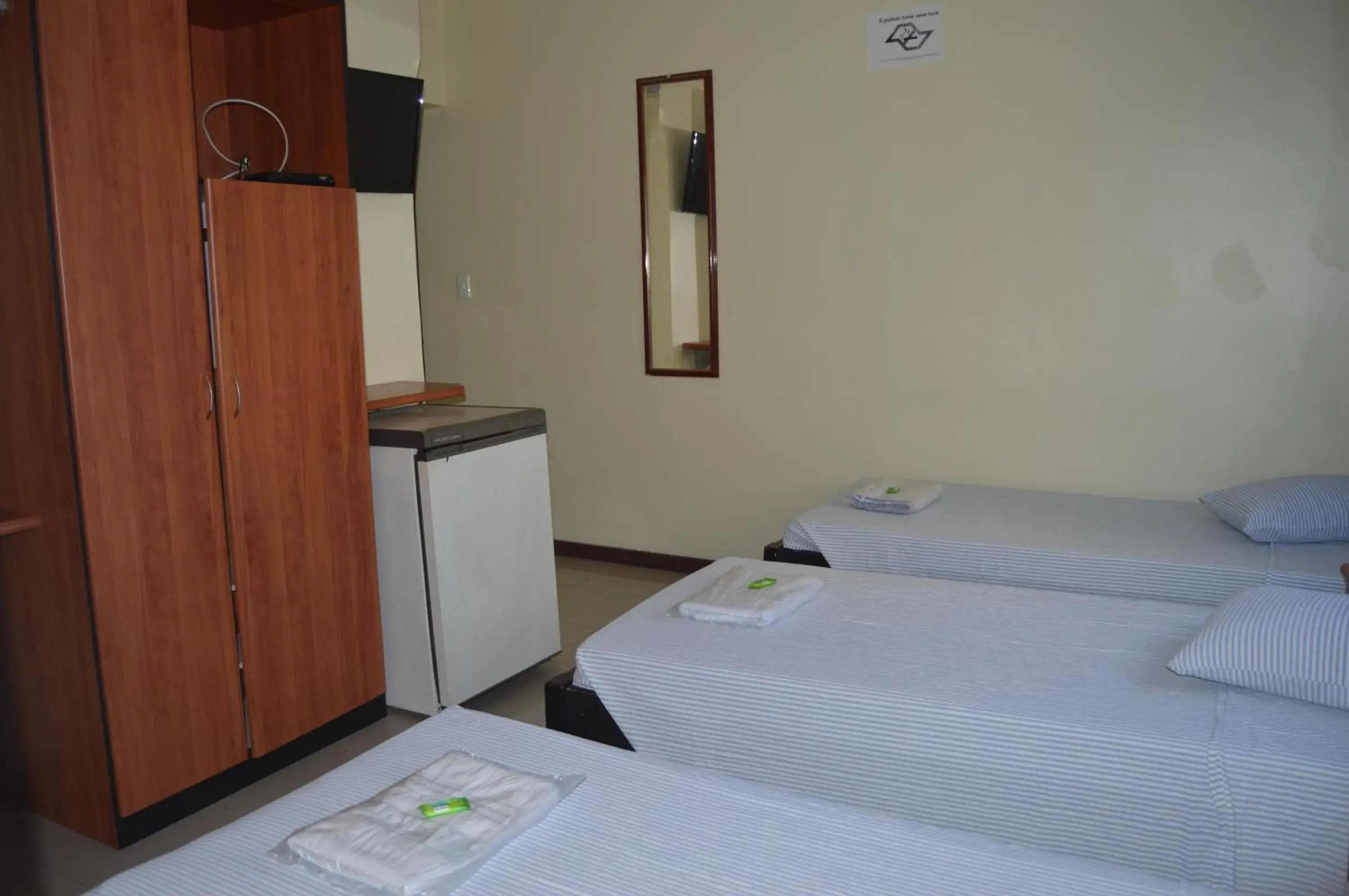 Triple Room in Hotel Aeroporto de Congonhas Triple Room in Hotel Aeroporto de Congonhas