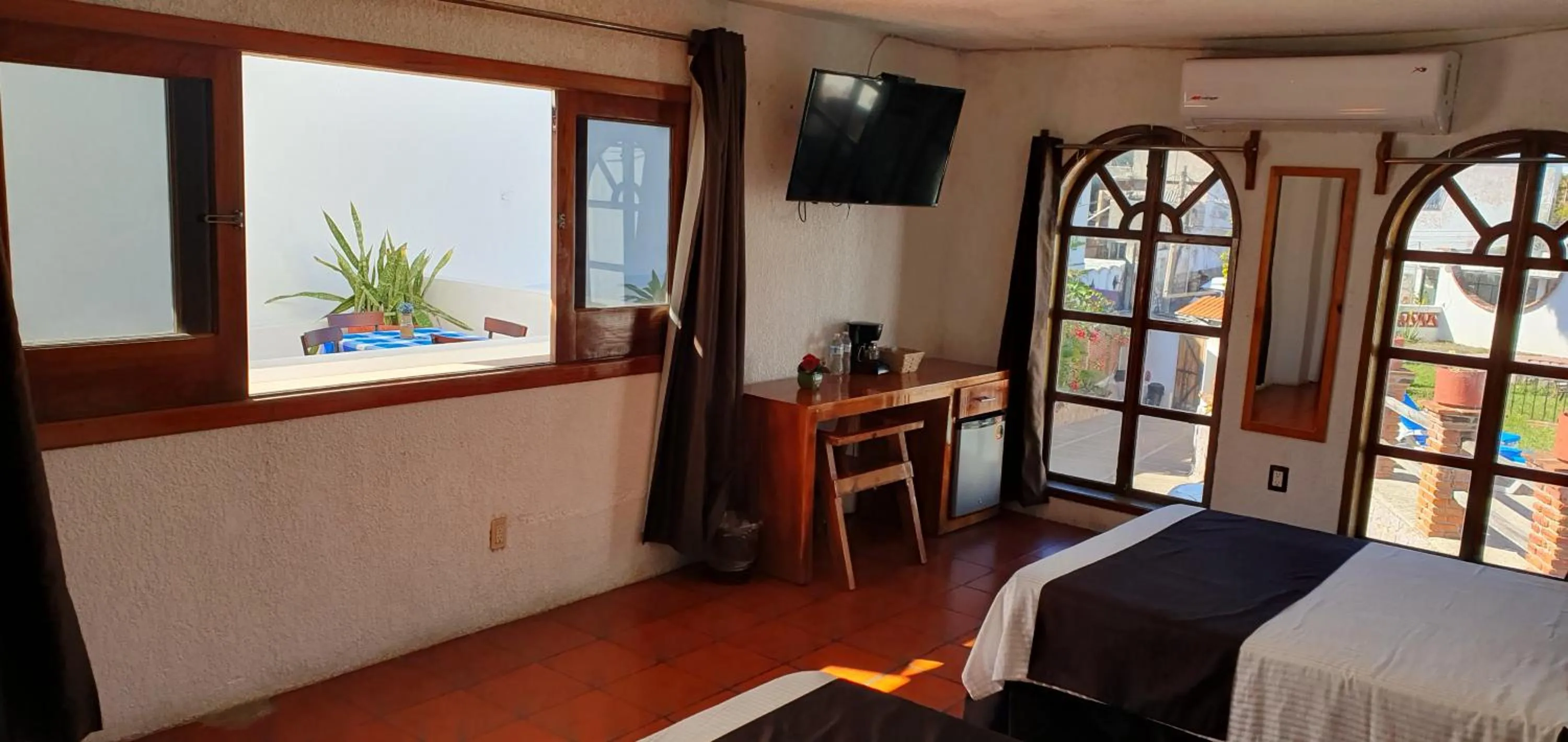 Bedroom in Hill House Mazatlan - Bed & Breakfast