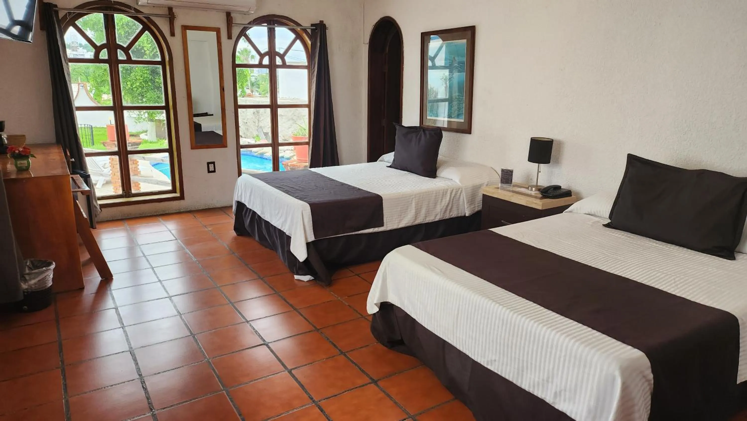Bedroom in Hill House Mazatlan - Bed & Breakfast