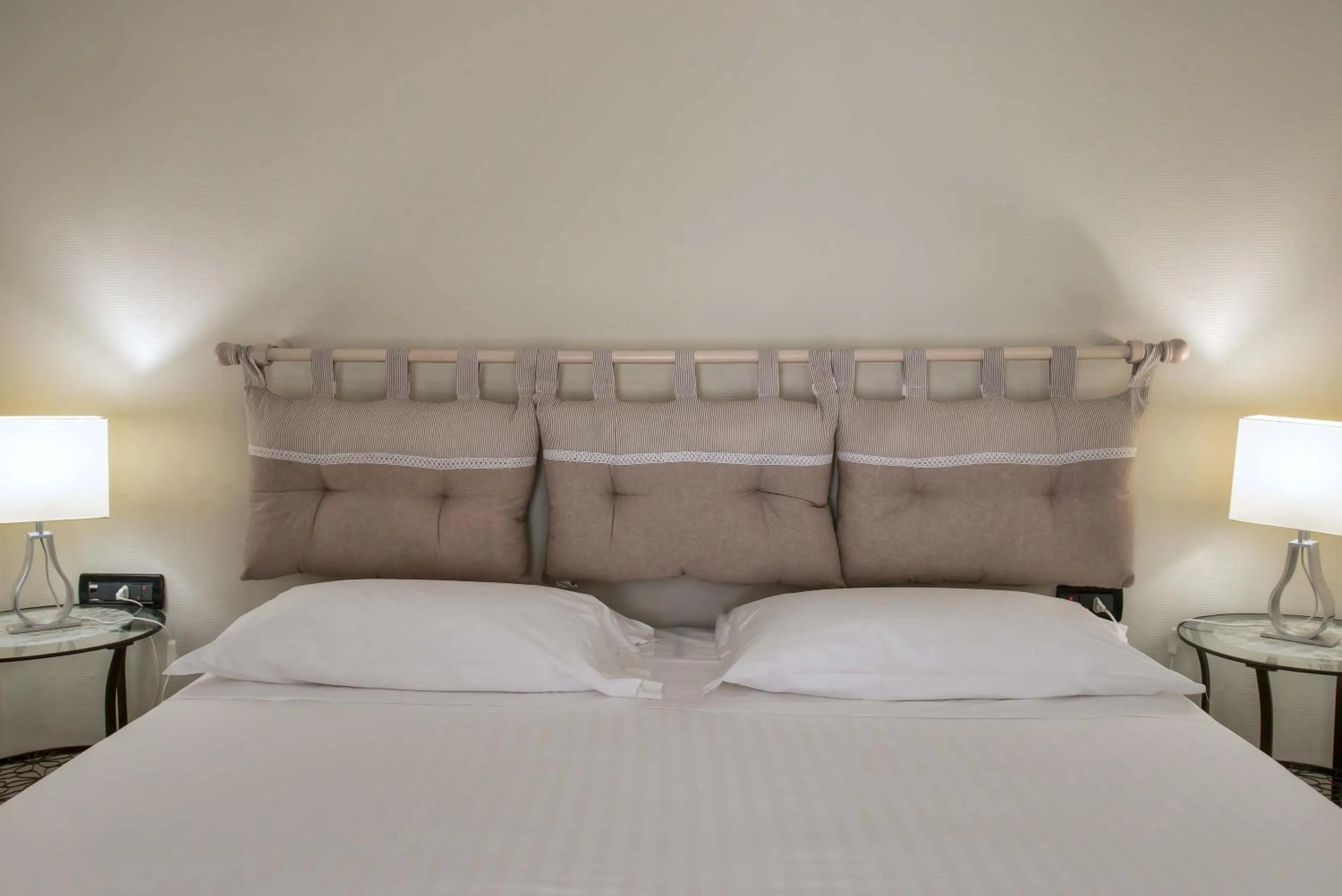 Bedroom, Bed in Merulana Inn Guest House