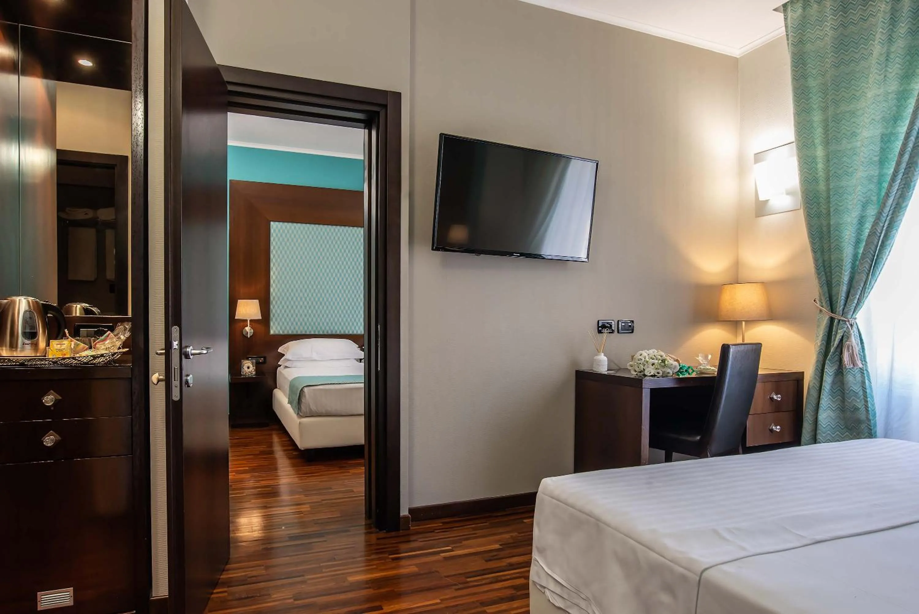 Bedroom, Bed in Merulana Inn Guest House