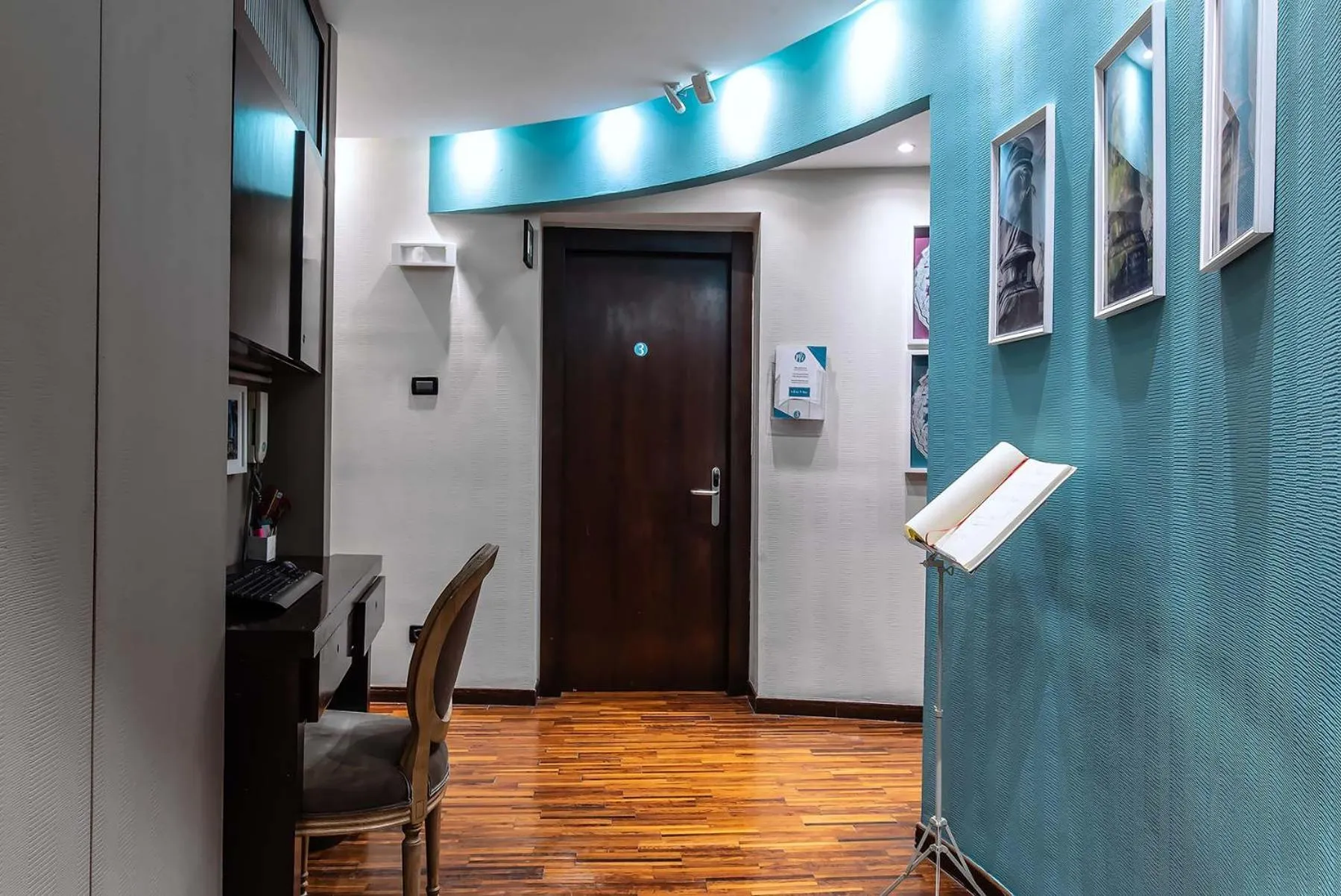 Lobby or reception in Merulana Inn Guest House