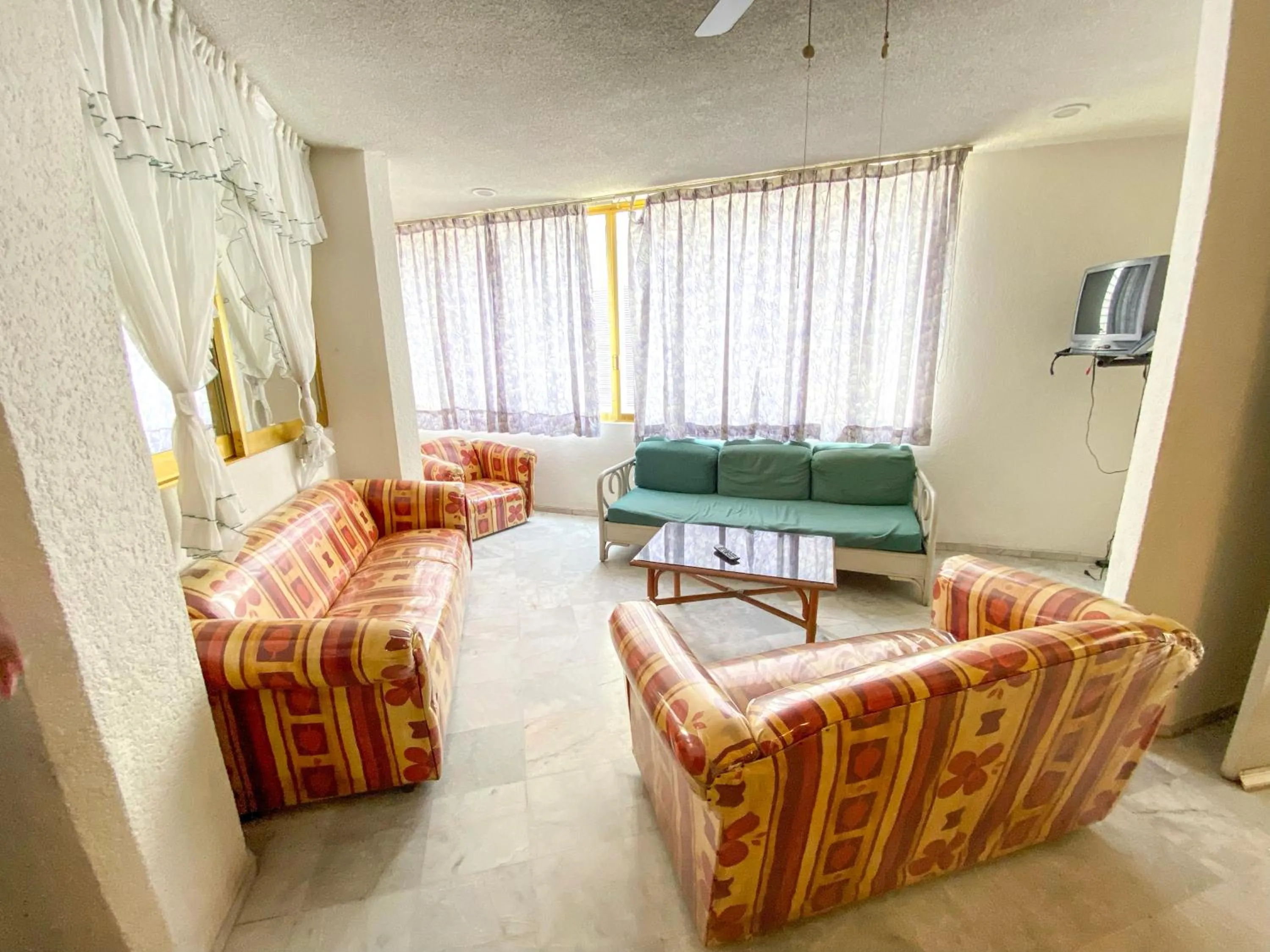 Living room in Hotel Suites Jazmín Acapulco