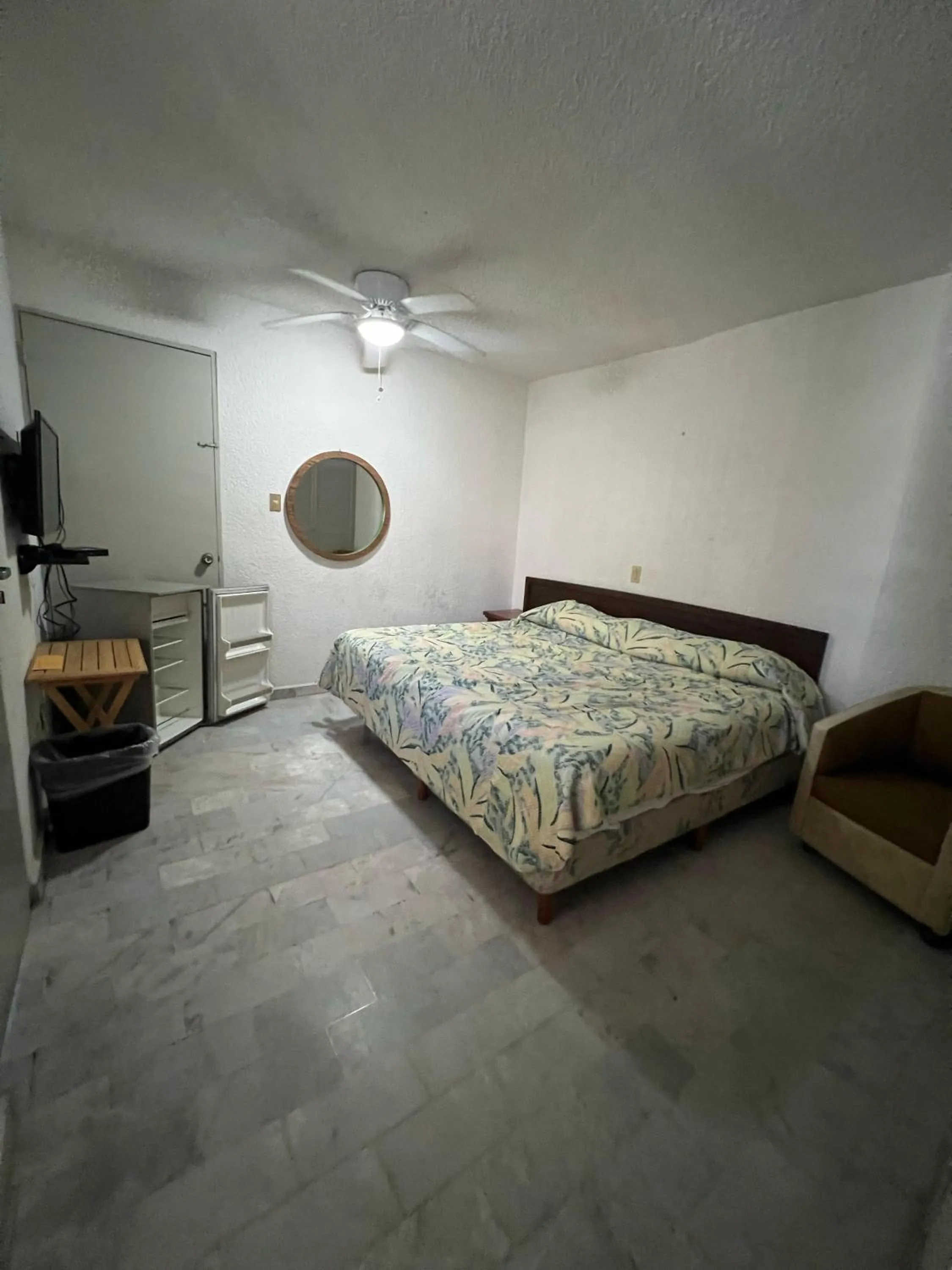 Queen Studio in Hotel Suites Jazmín Acapulco