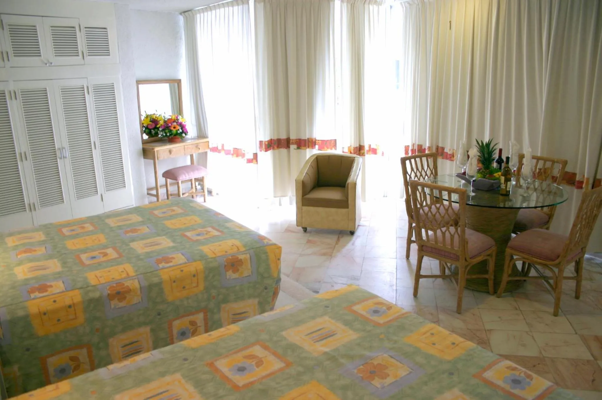 Decorative detail, Bed in Hotel Suites Jazmín Acapulco