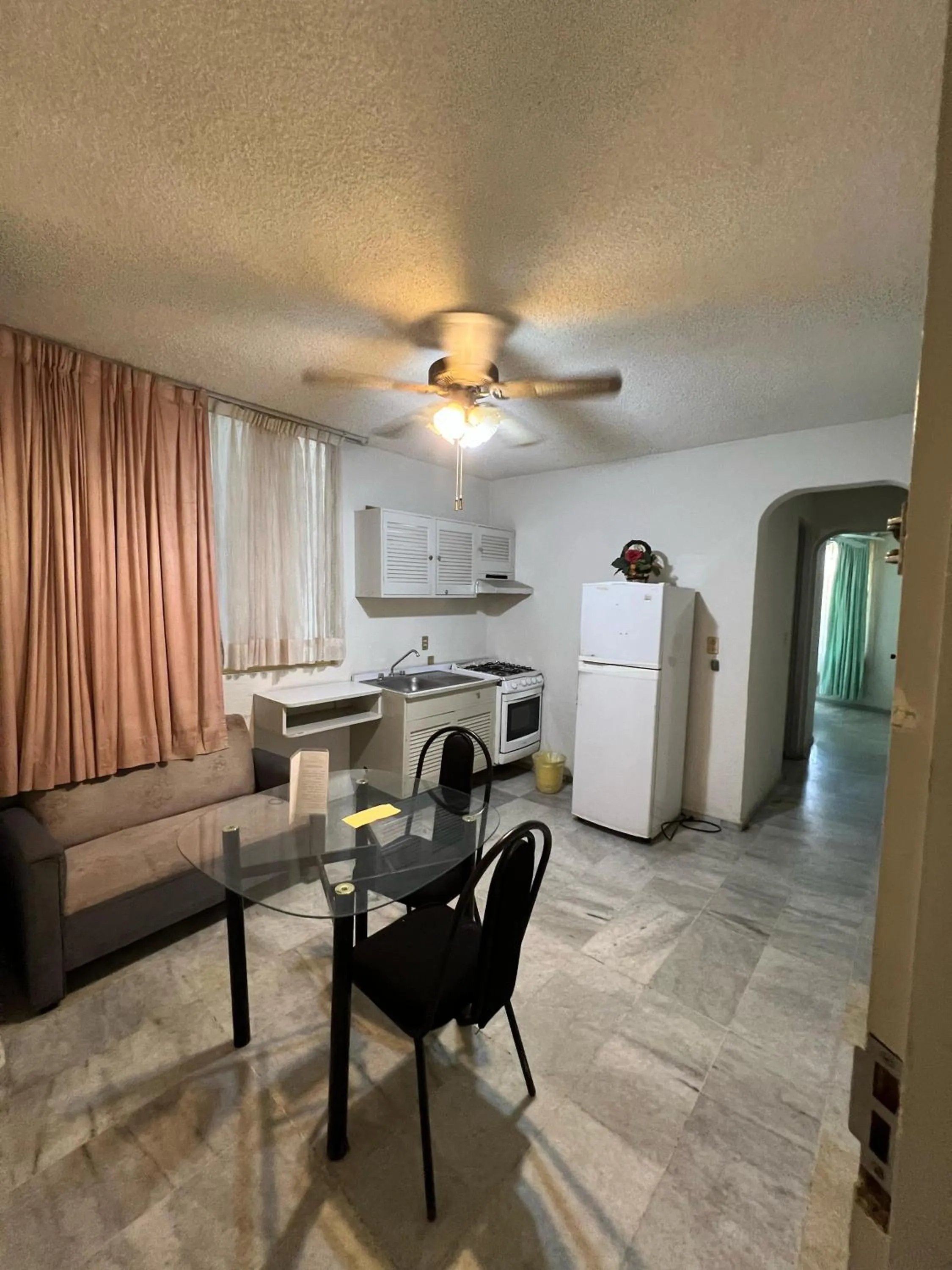 kitchen in Hotel Suites Jazmín Acapulco