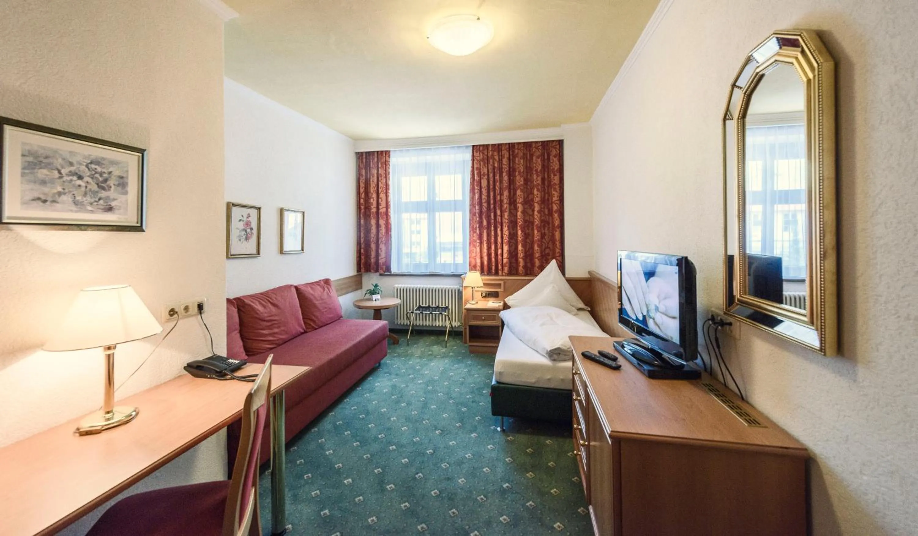 Bedroom in Hotel Post