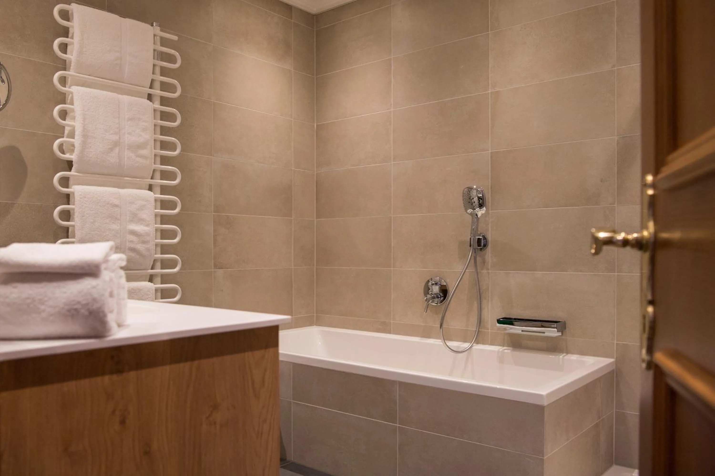 Bathroom in Hotel Post