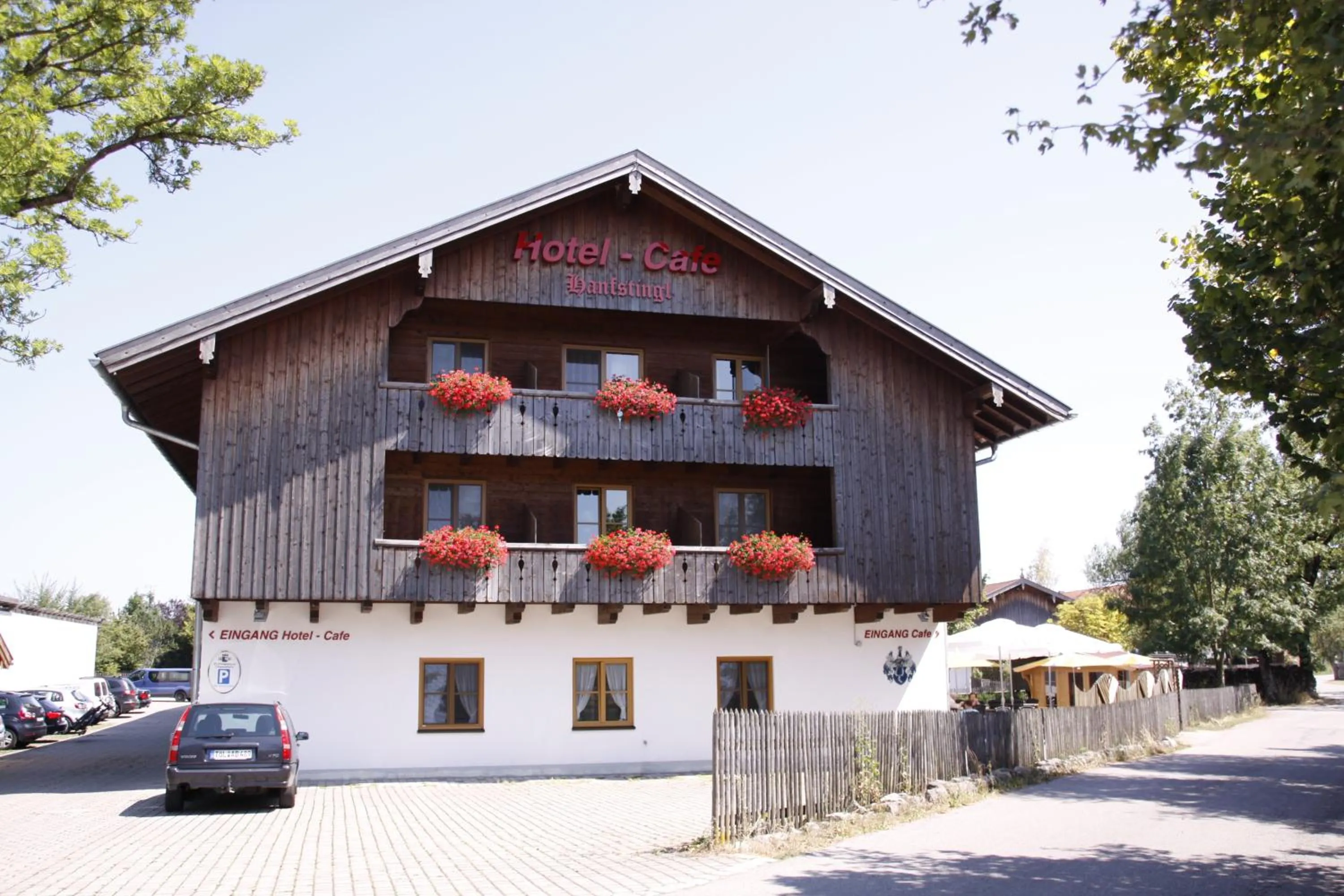 Facade/entrance in Hotel-Cafe Hanfstingl