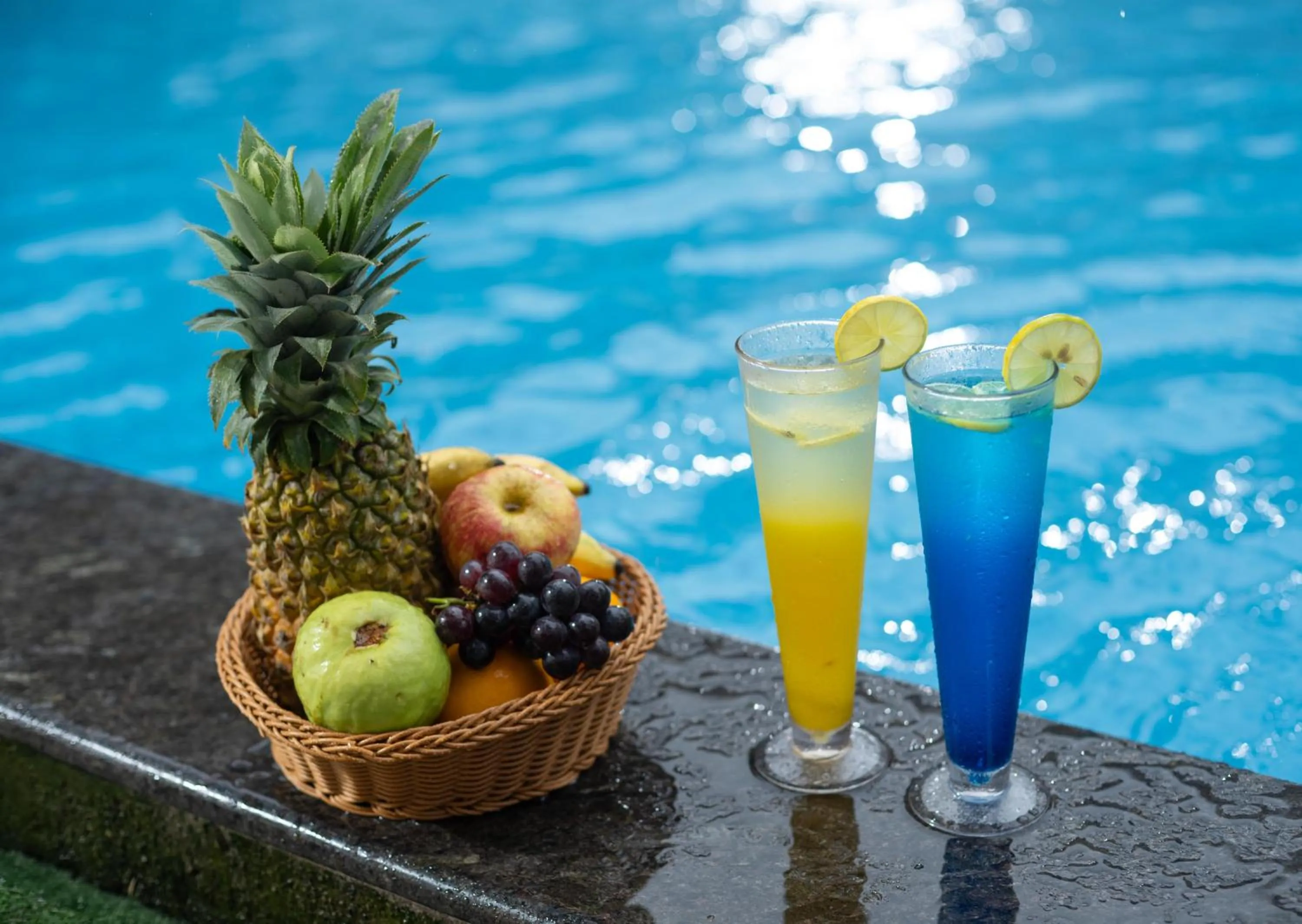 Swimming pool in Parakkat Nature Resort