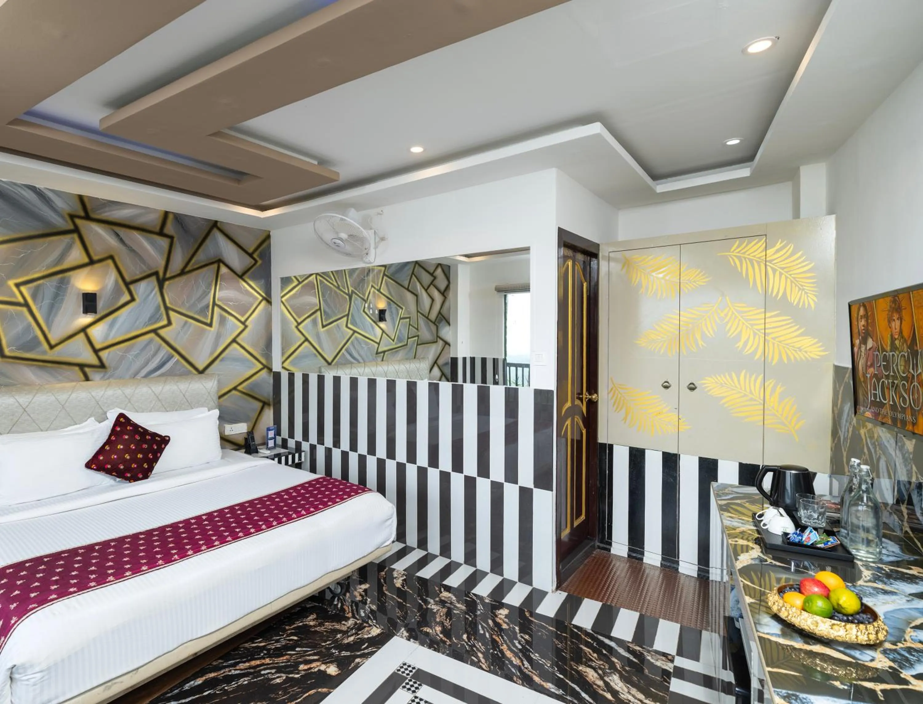 Photo of the whole room, Bed in Parakkat Nature Resort