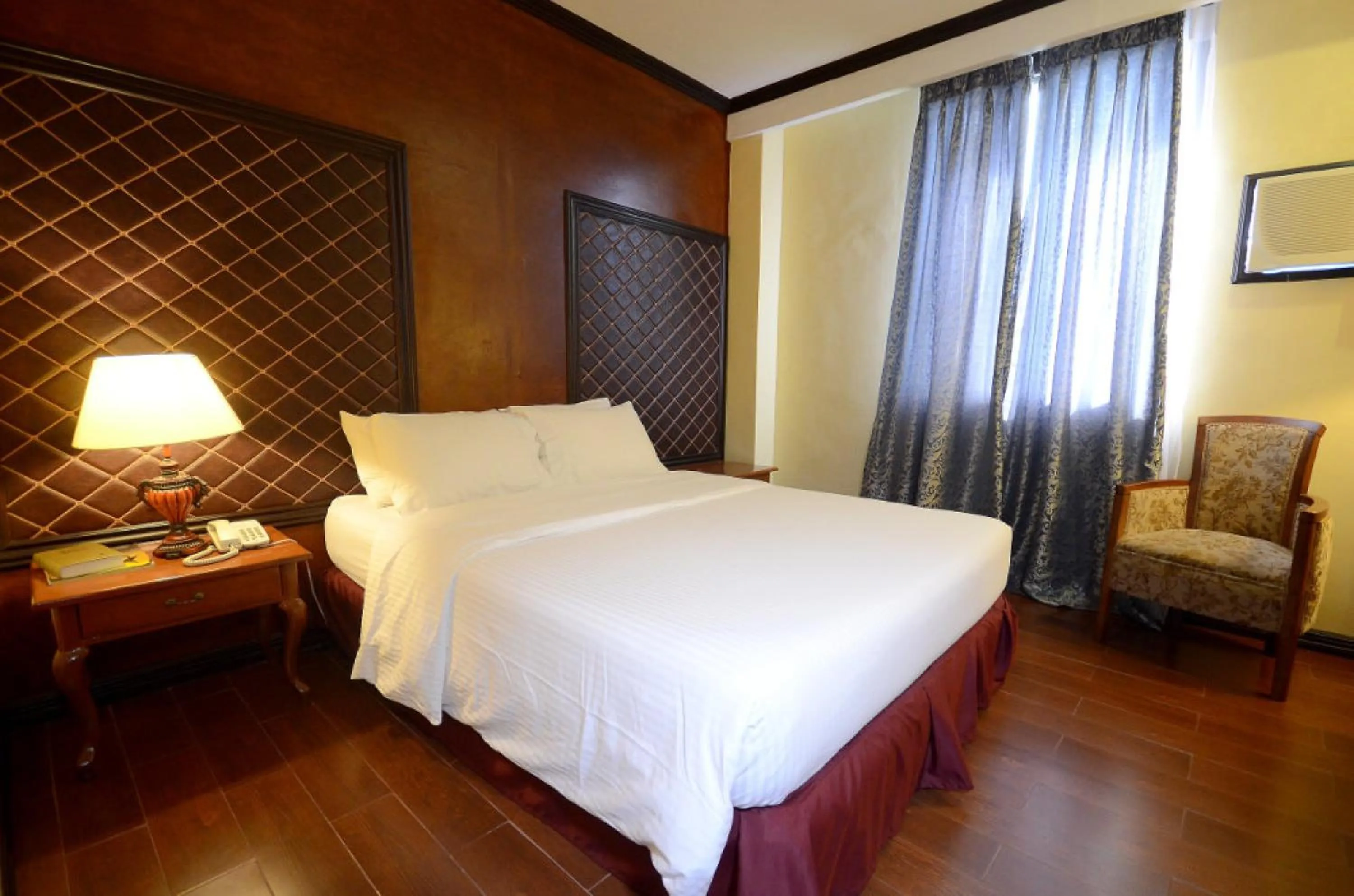 Bed in Hotel San Marco