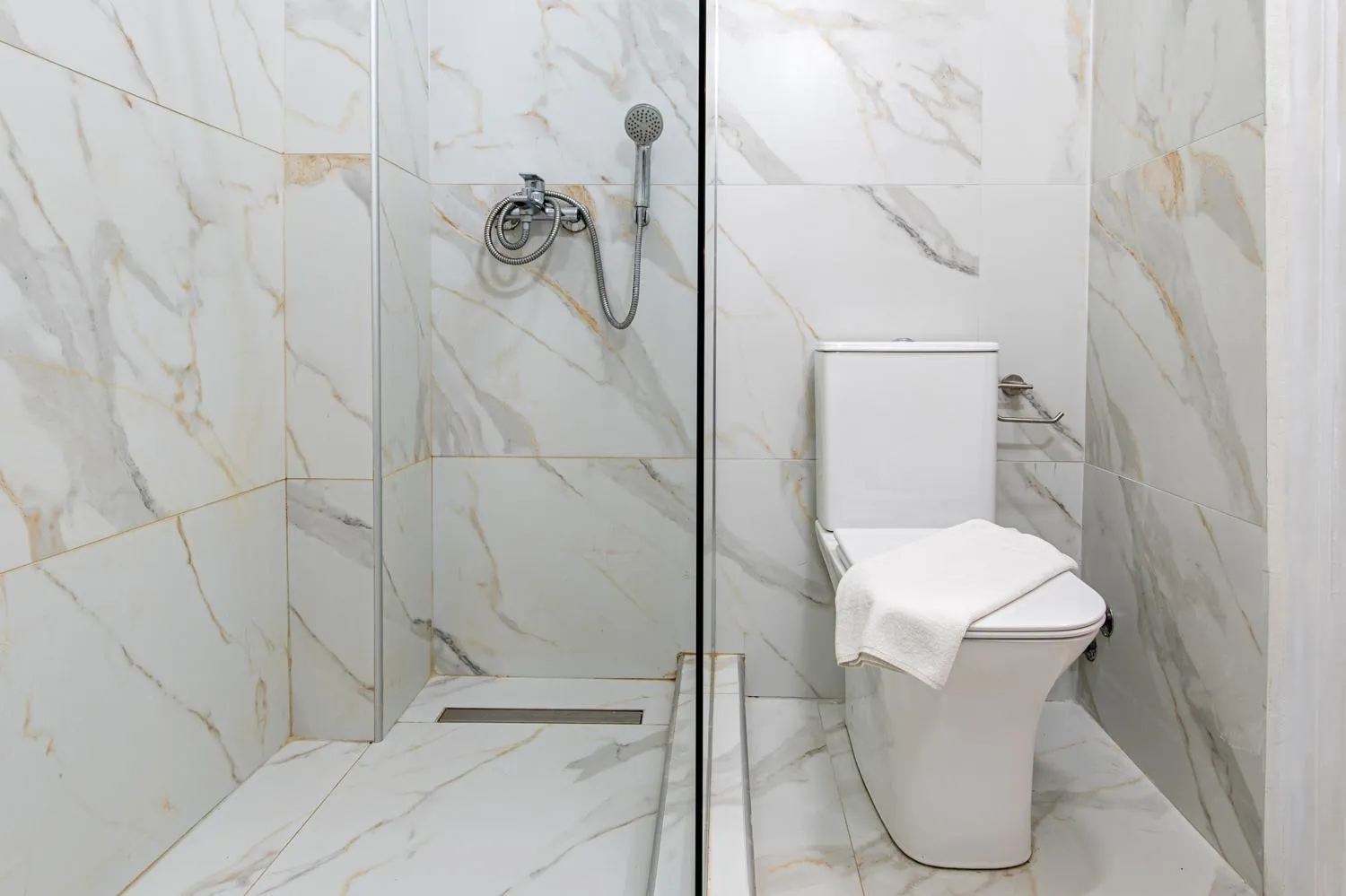 Bathroom in Assa Maris Beach Hotel