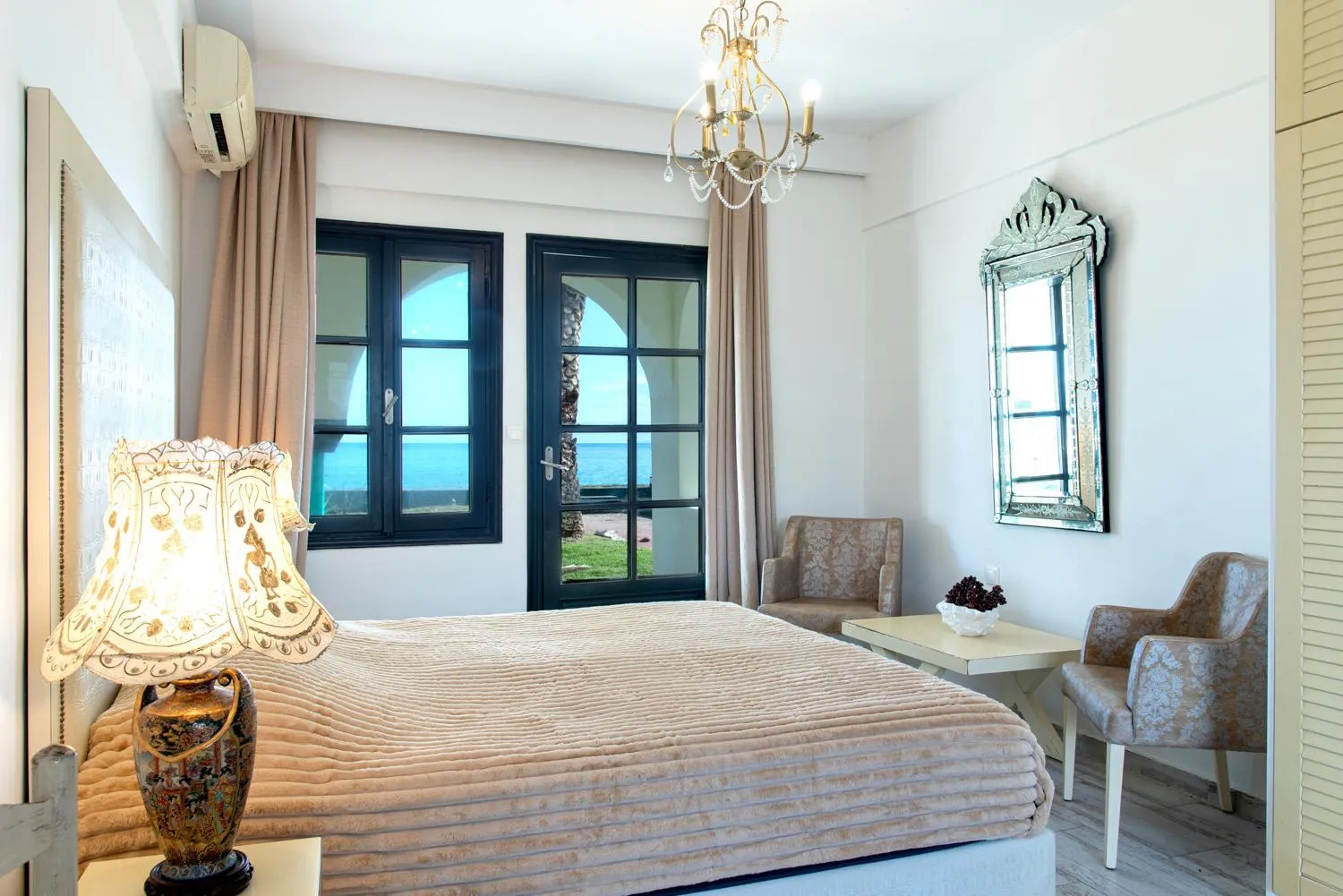 Seating area, Bed in Assa Maris Beach Hotel