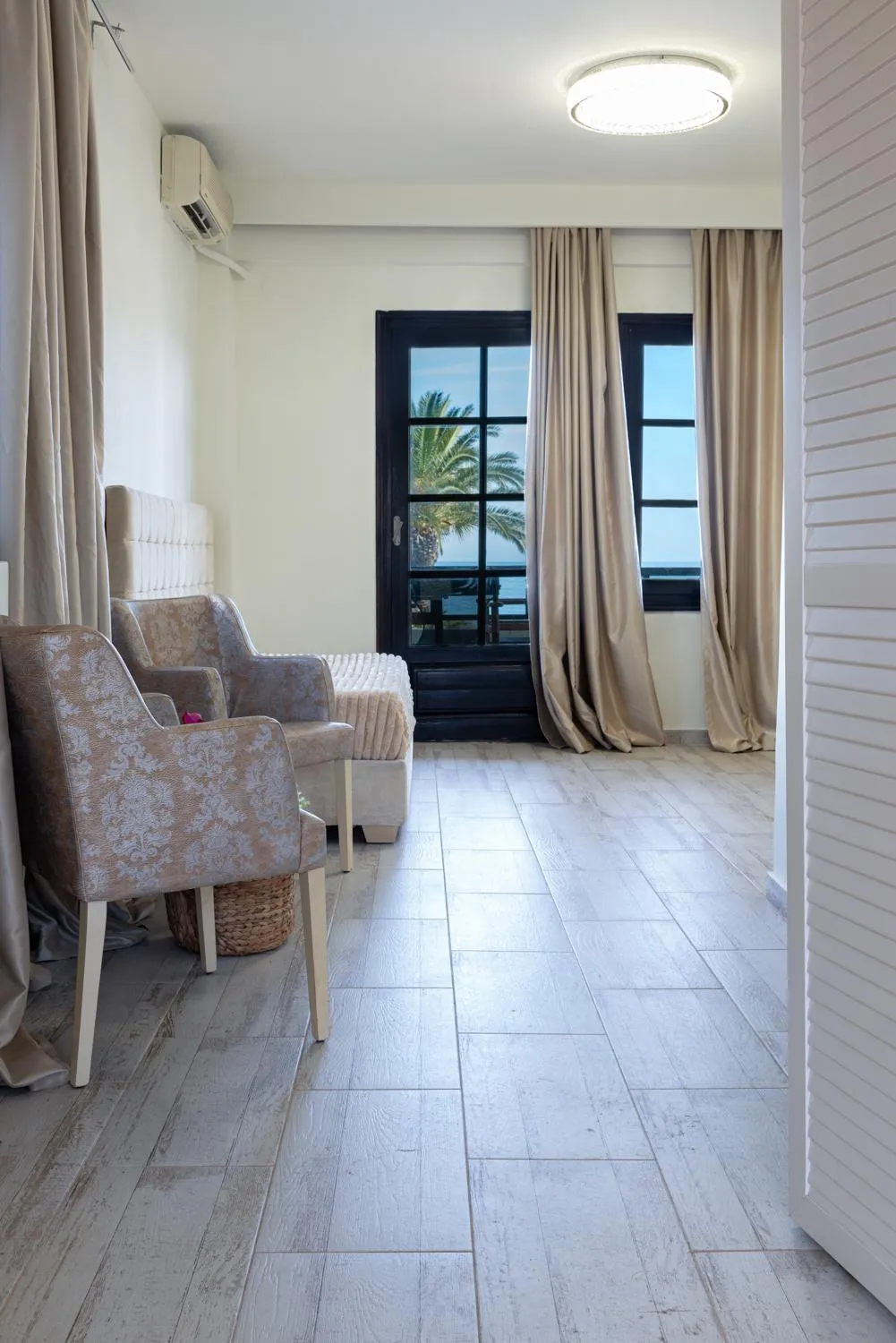 Assa Maris Beach Hotel