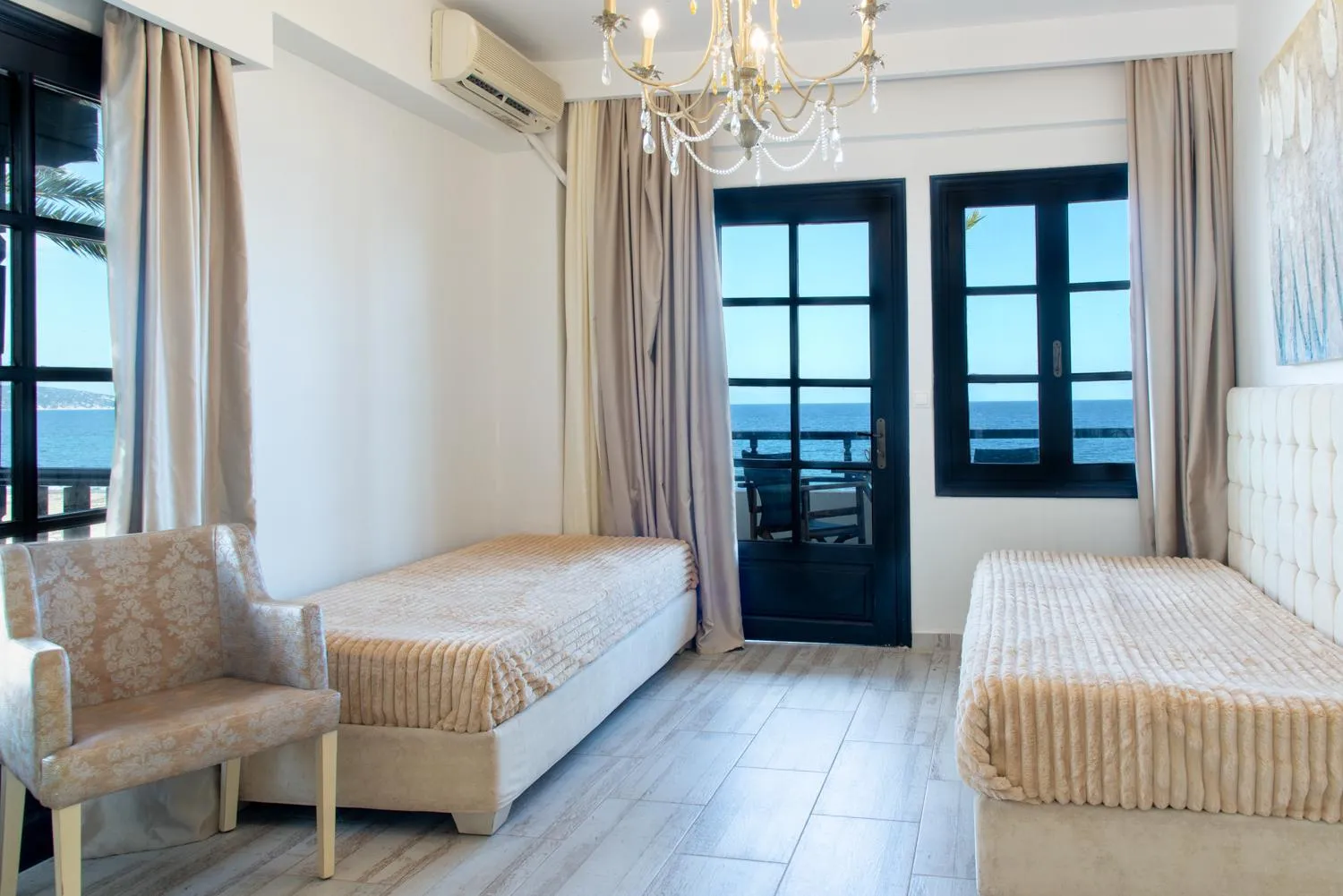 Bedroom, Bed in Assa Maris Beach Hotel