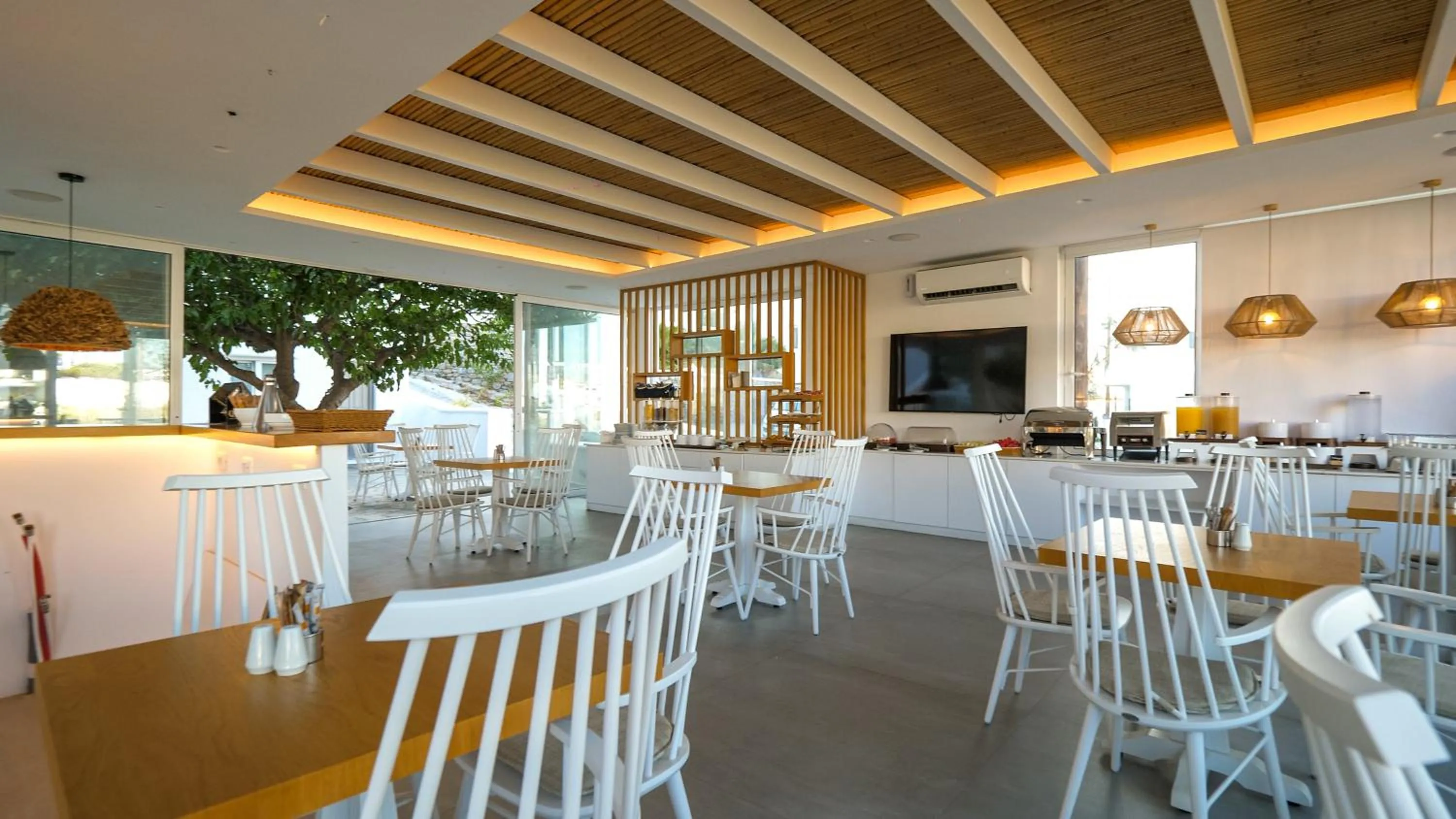 Restaurant/places to eat in Casa Grande Hotel