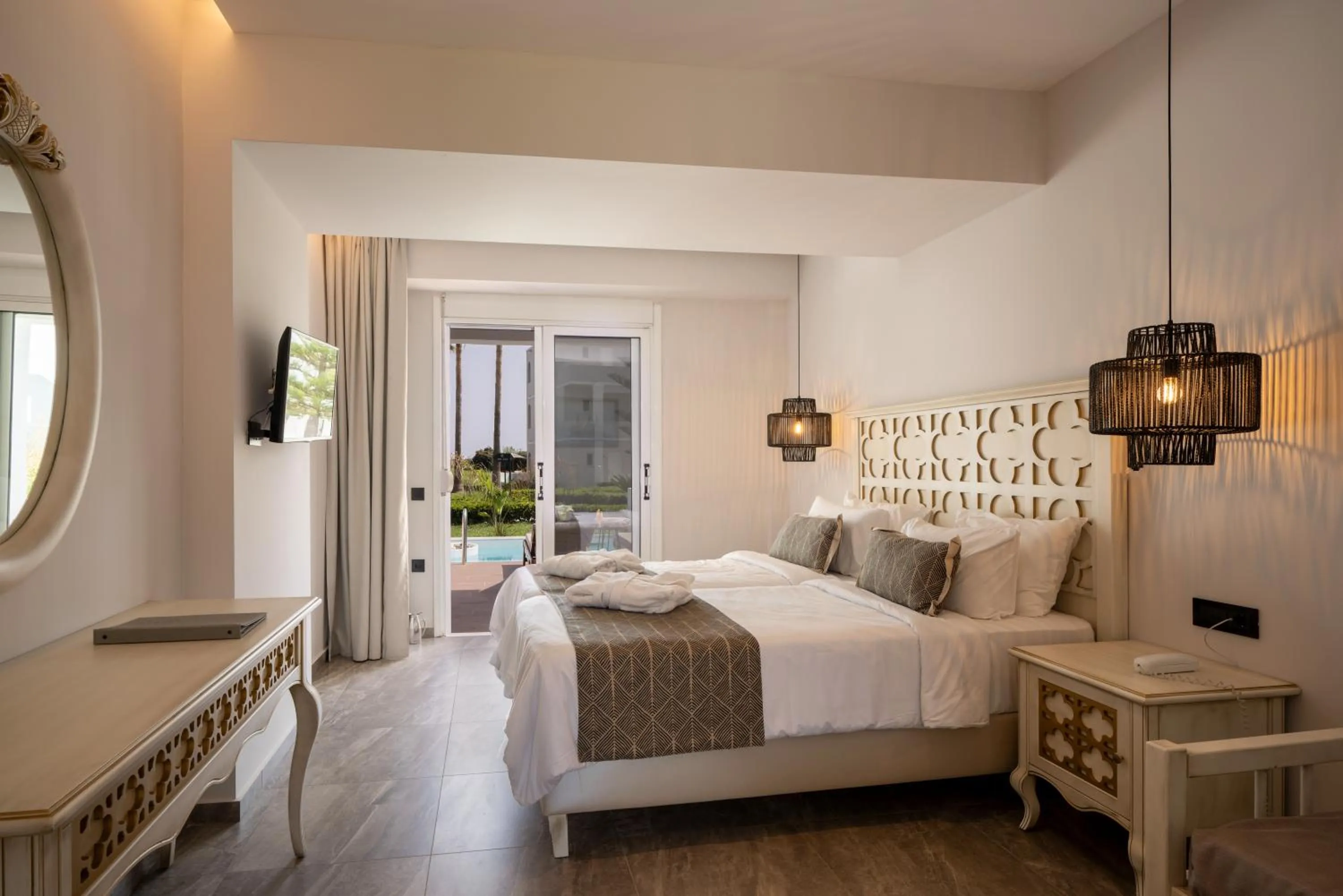 Bed in Delfina Tropic Beach