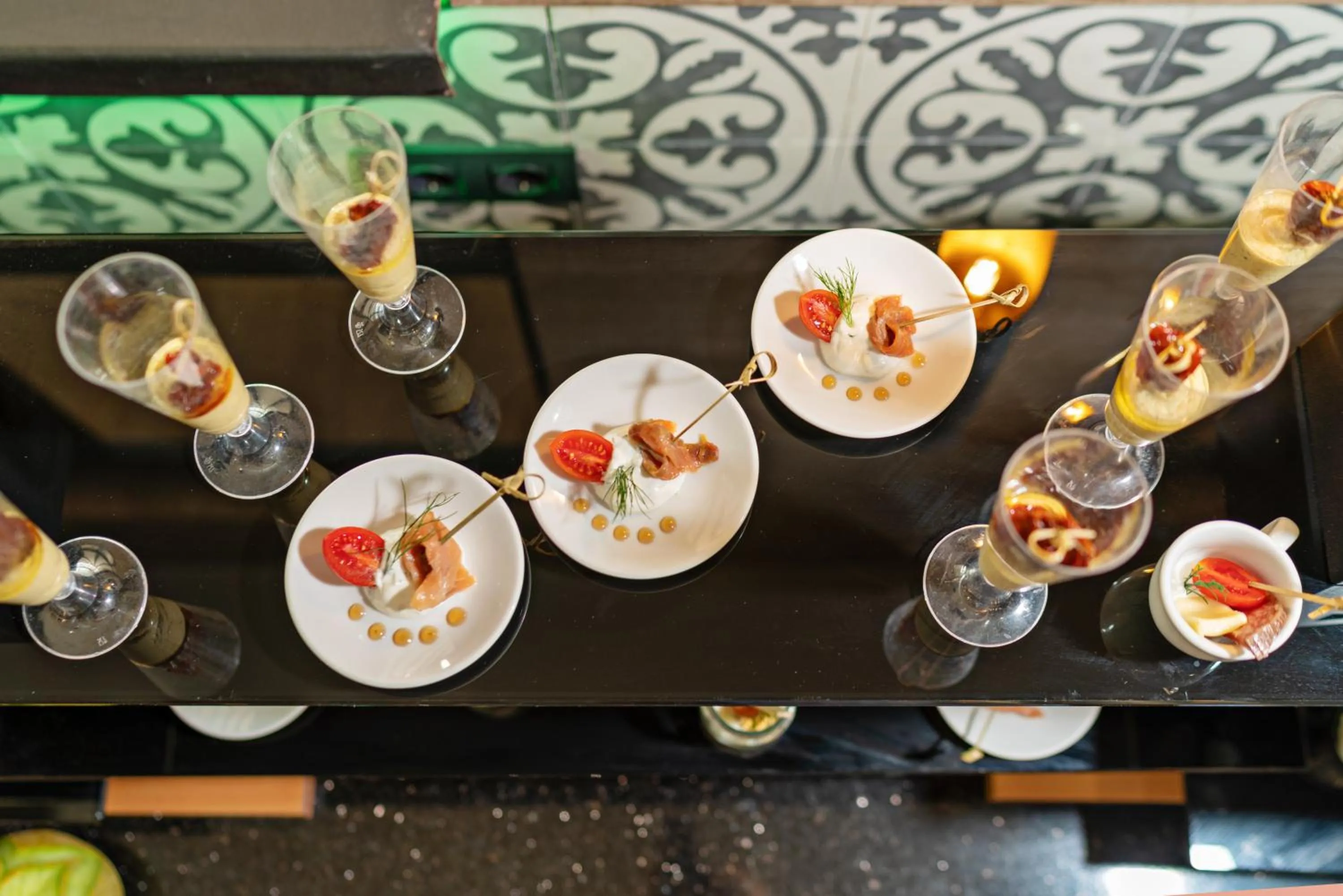 Food in Delfina Tropic Beach