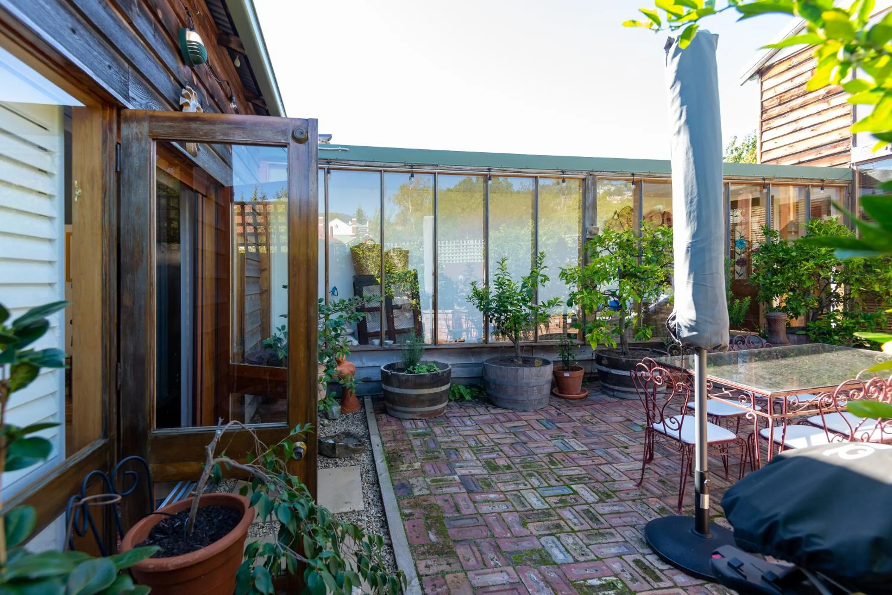 At Eleven - La Petite Maison