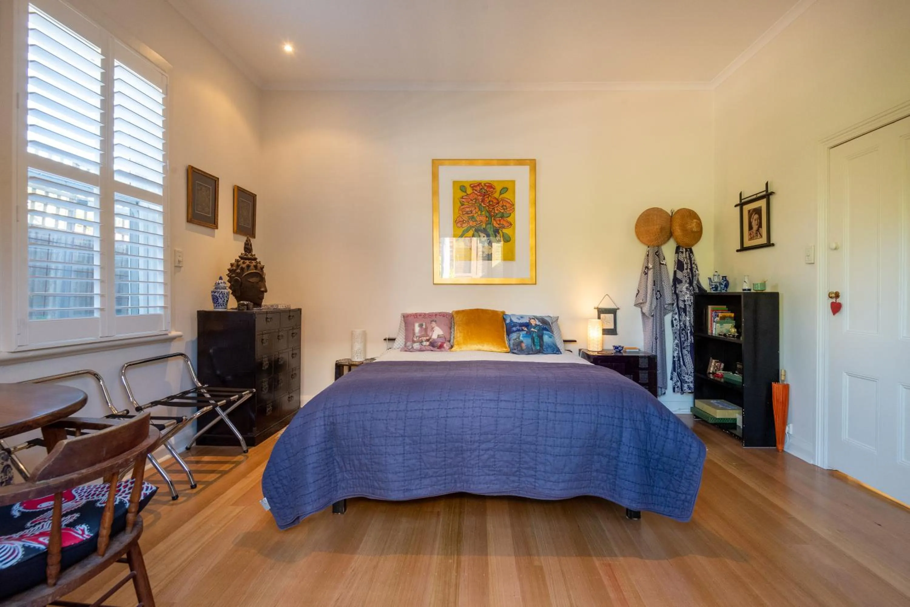 Bedroom, Bed in At Eleven - La Petite Maison