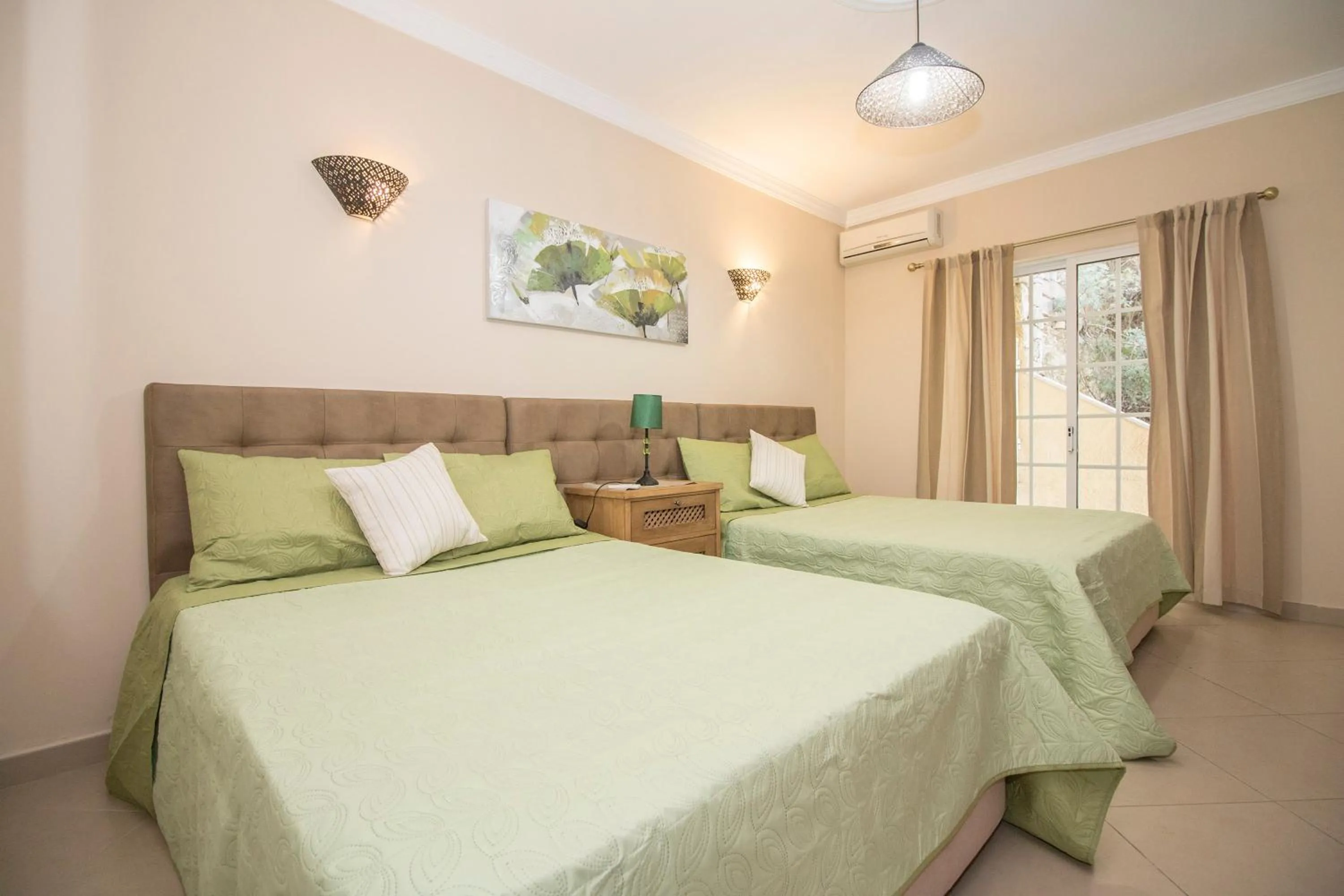 Bedroom, Bed in Villa Panoramica by Algarve Holidays