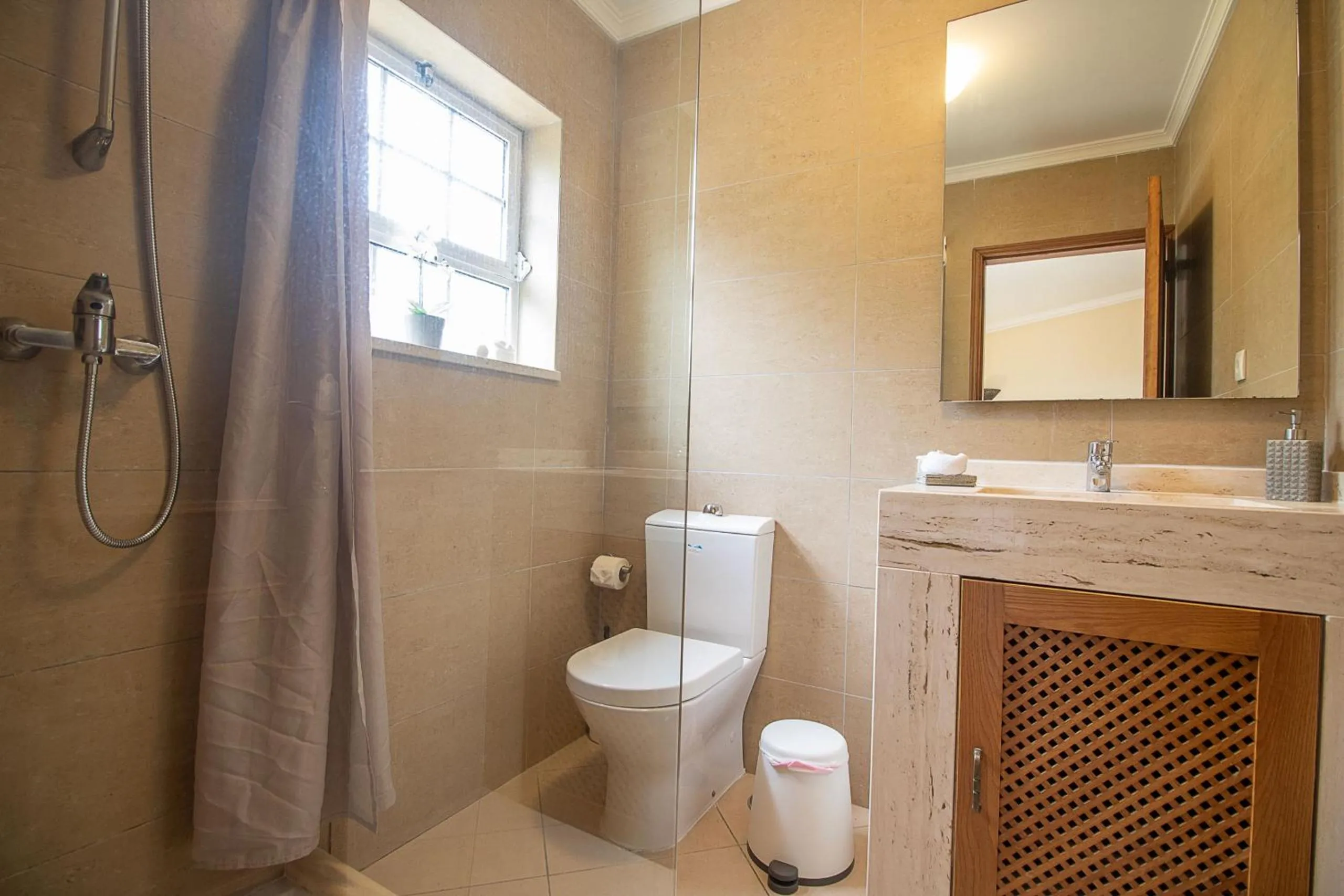 Bathroom in Villa Panoramica by Algarve Holidays