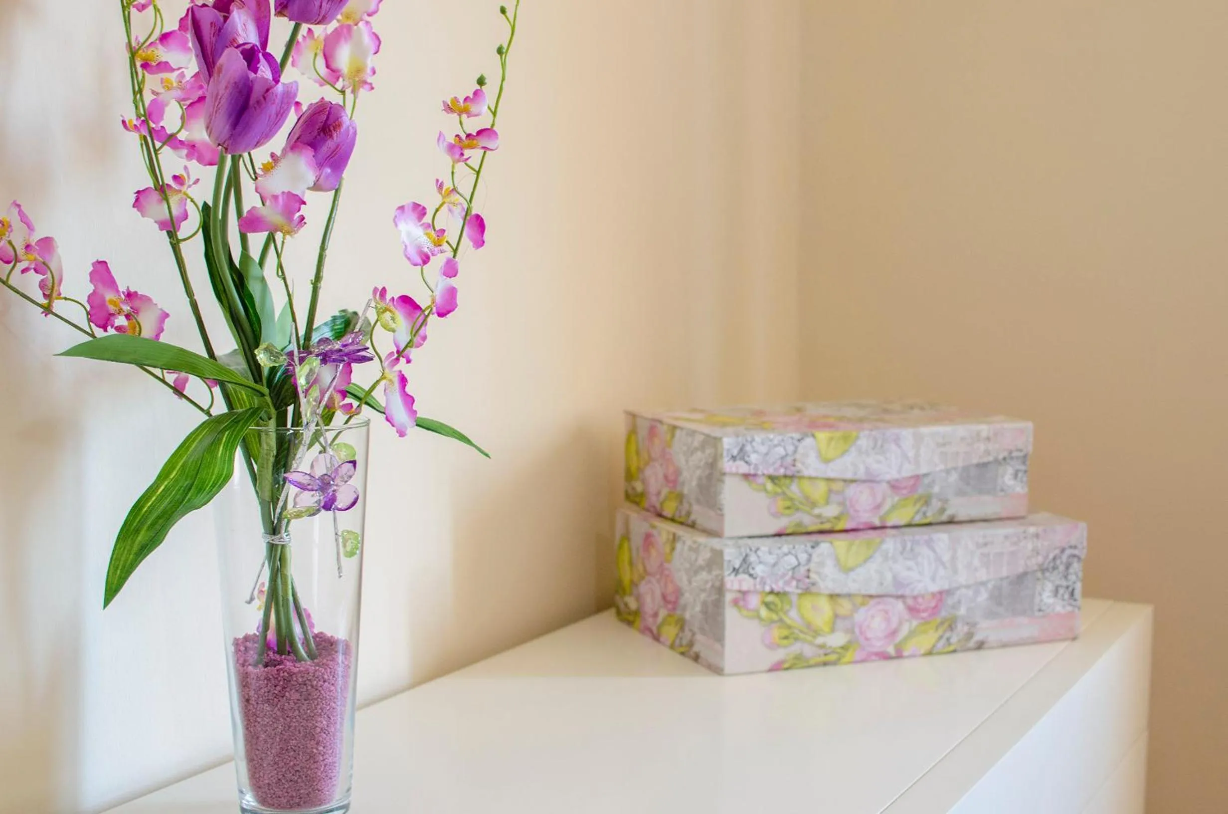 Decorative detail, Bed in Villa Panoramica by Algarve Holidays