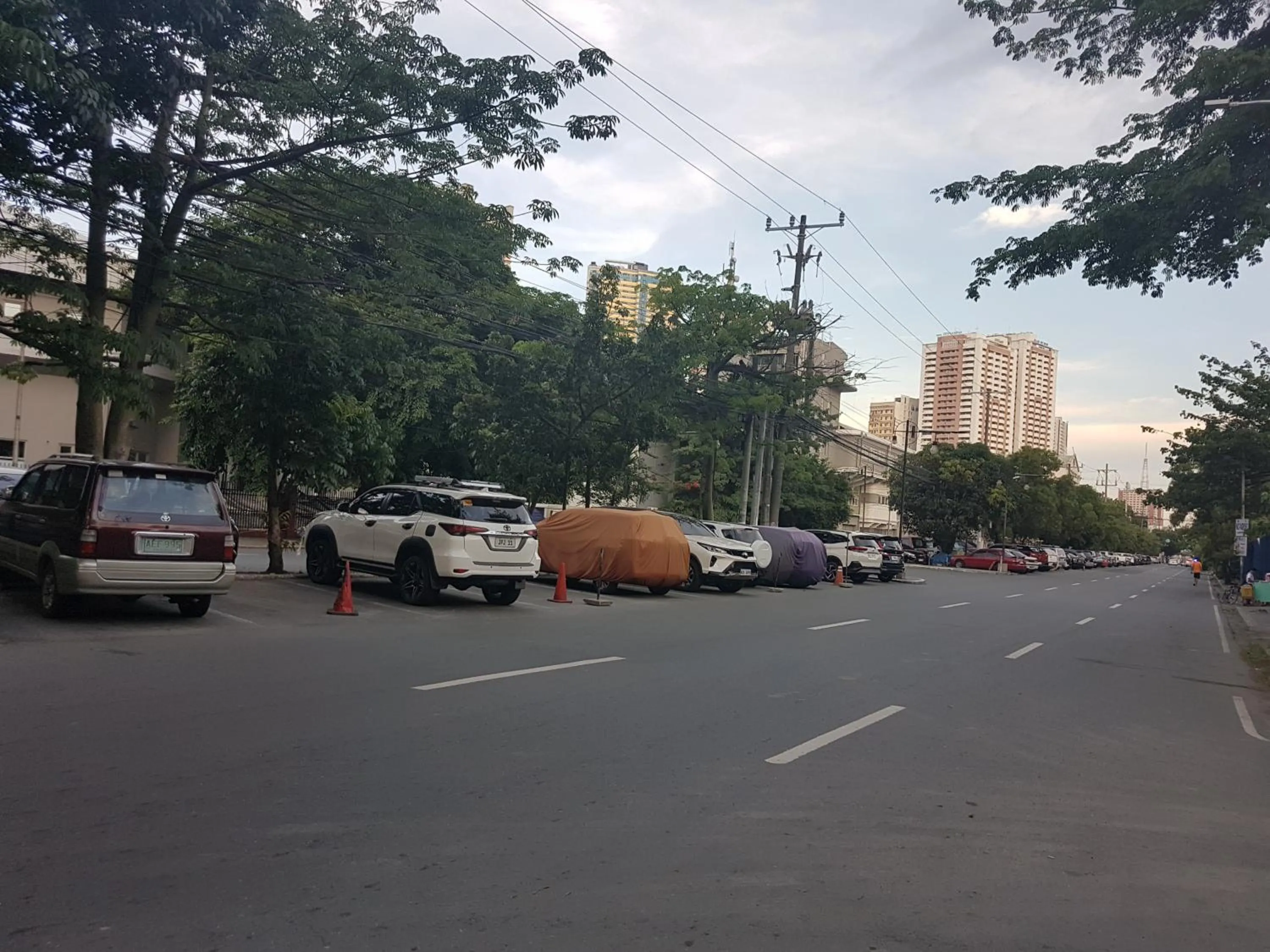 Parking in A Homey Place At Adriatico