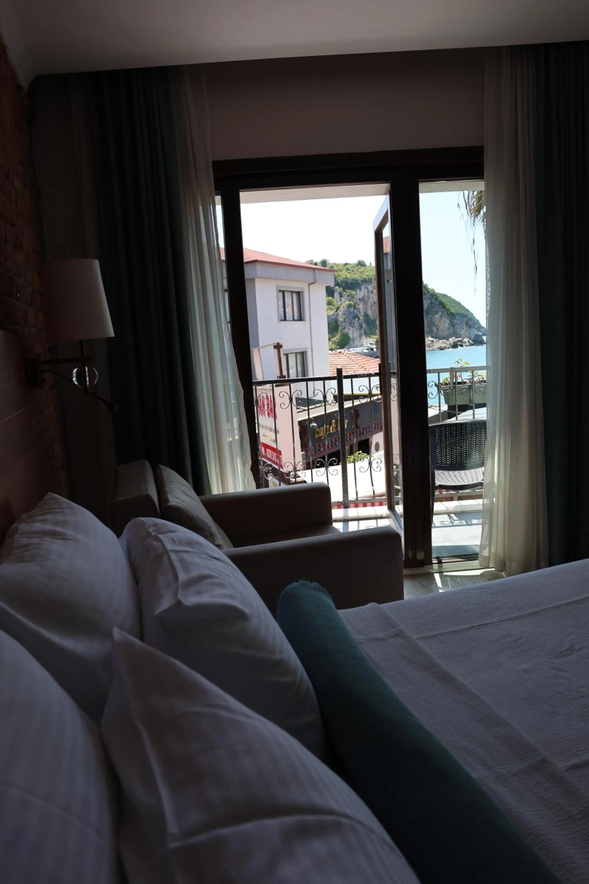 Sea view, Bed in Sardinia Otel