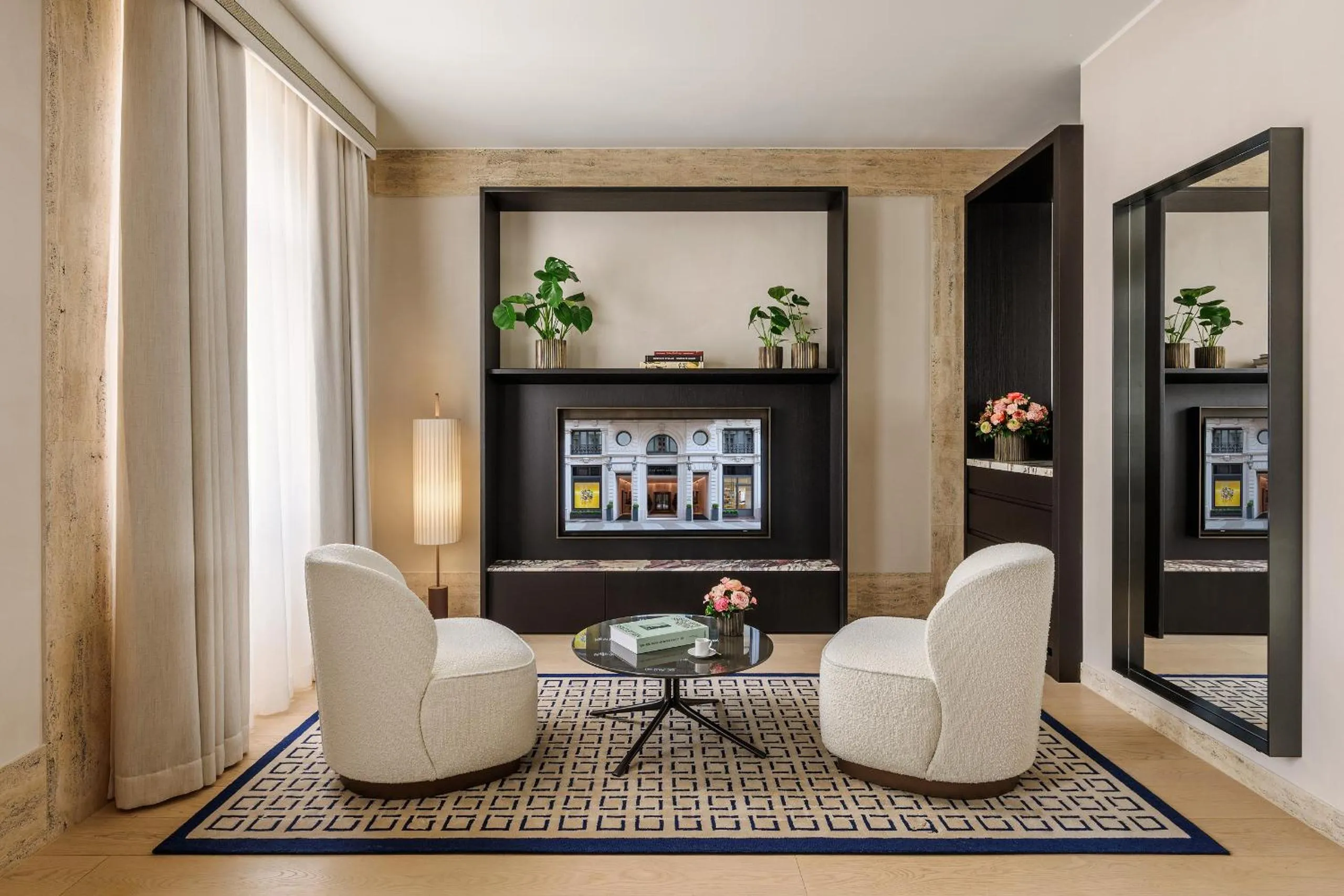 TV and multimedia in Park Hyatt Milano