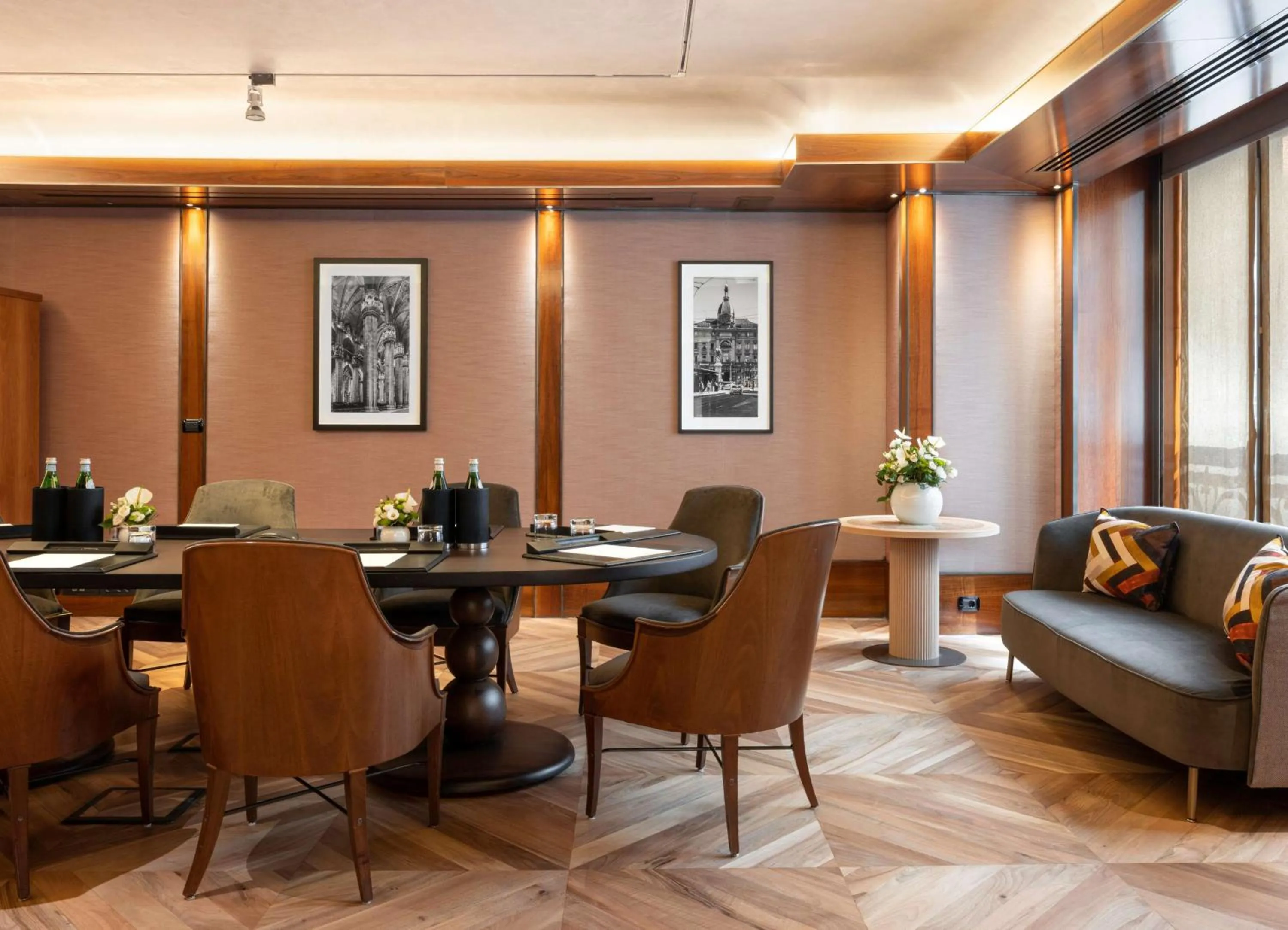Meeting/conference room in Park Hyatt Milano