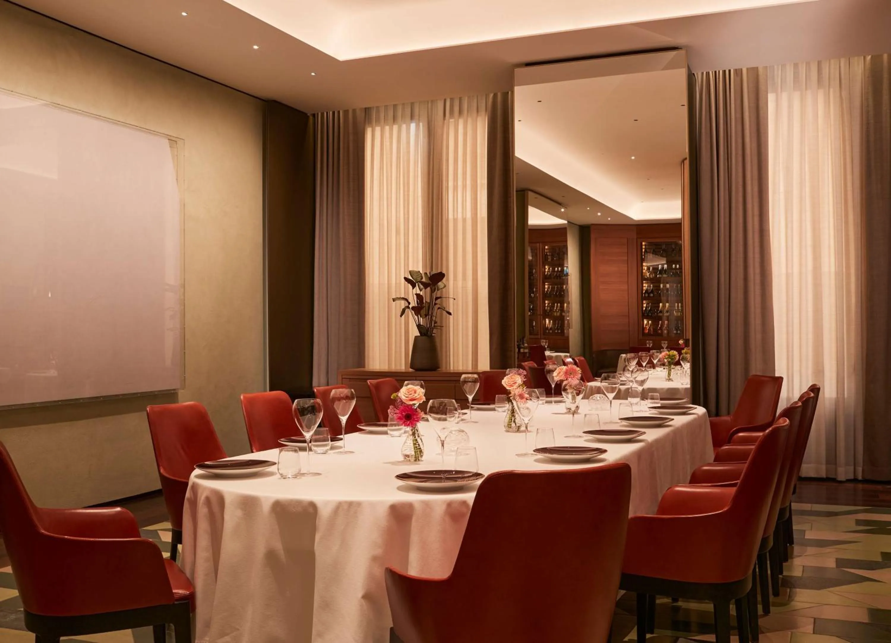 Restaurant/places to eat in Park Hyatt Milano