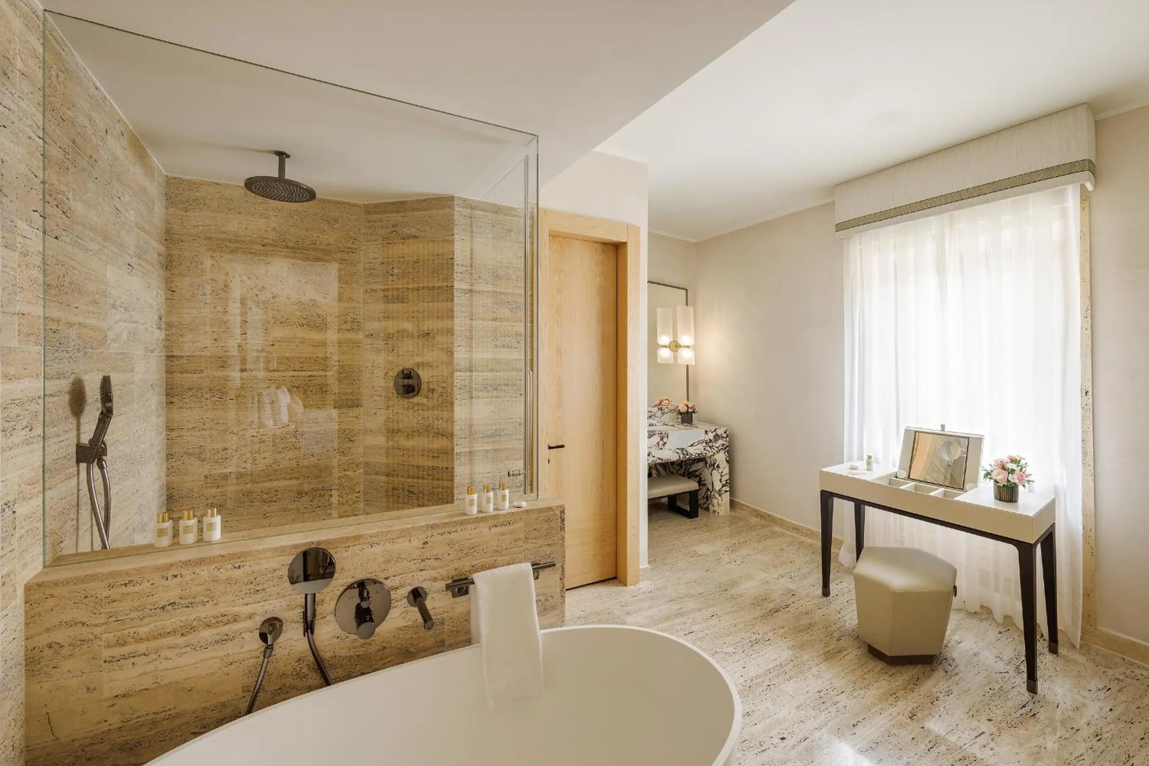 Shower in Park Hyatt Milano