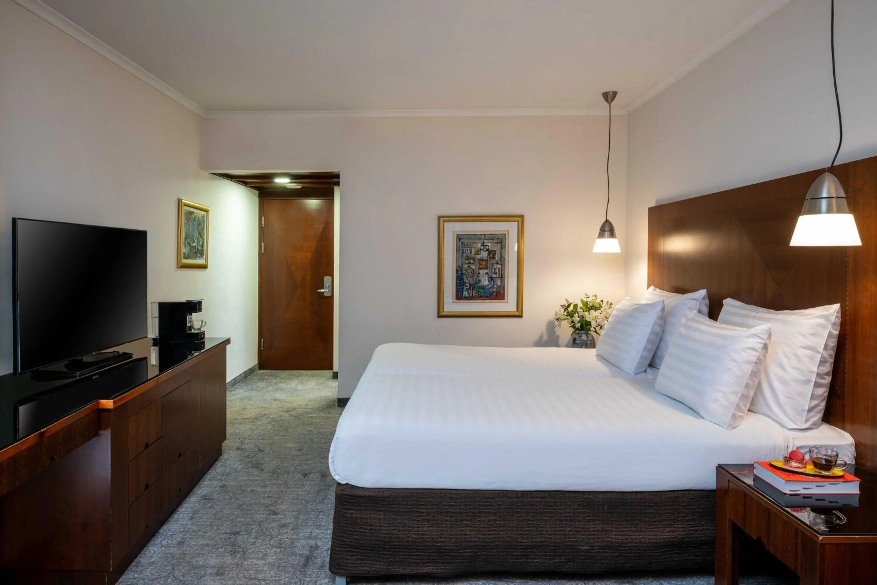 Photo of the whole room, Bed in Crowne Plaza Tel Aviv Beach by IHG