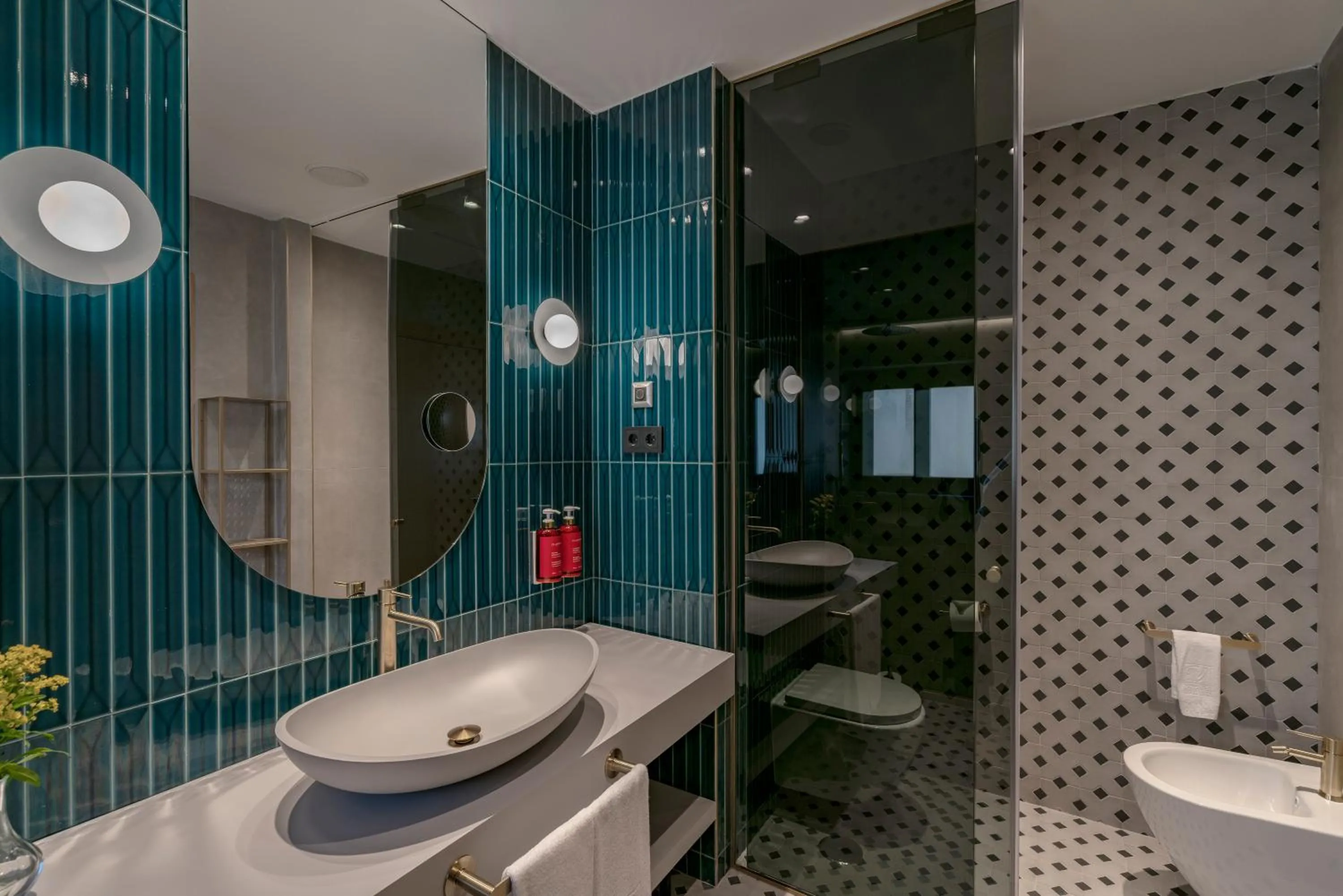 Bathroom in Vincci Selección Posada del Patio