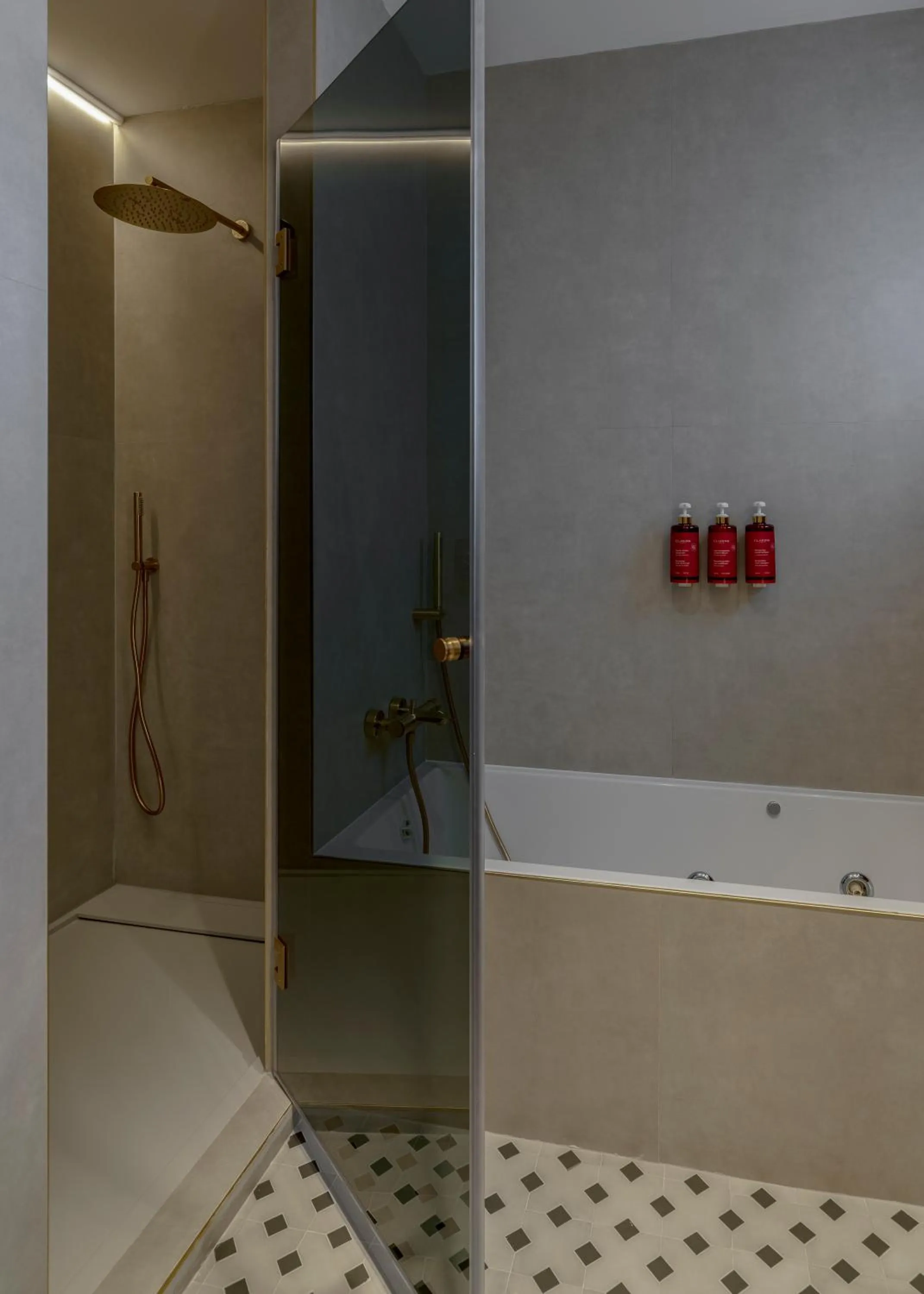 Bathroom in Vincci Selección Posada del Patio