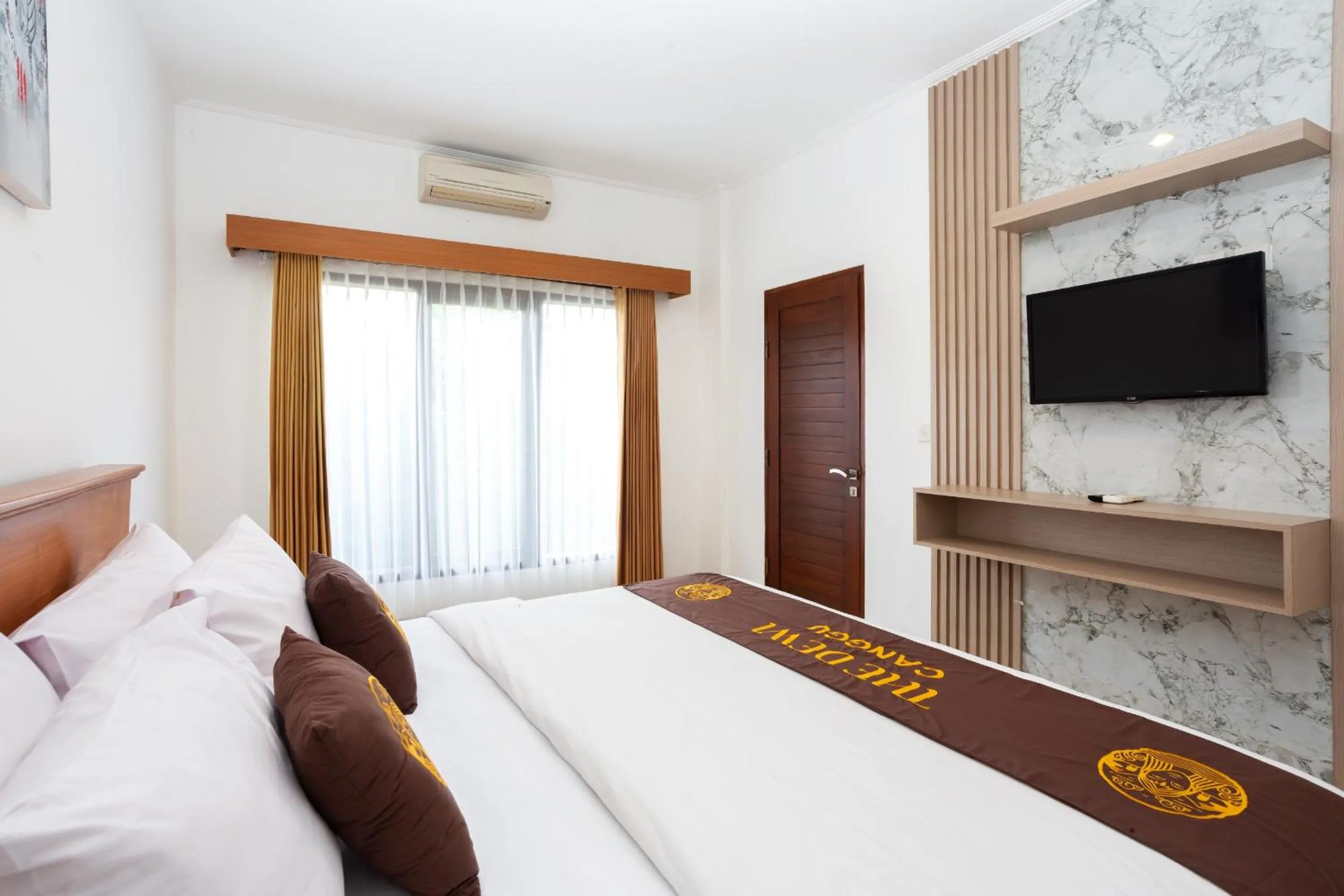 Bed in The Dewi Canggu Villa