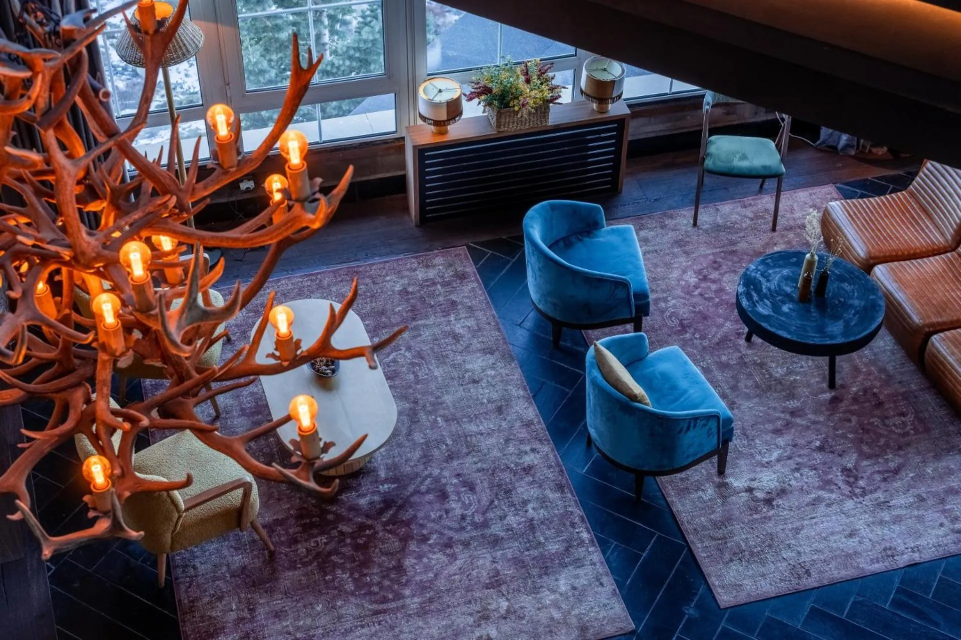 Seating area in Hotel Ziryab