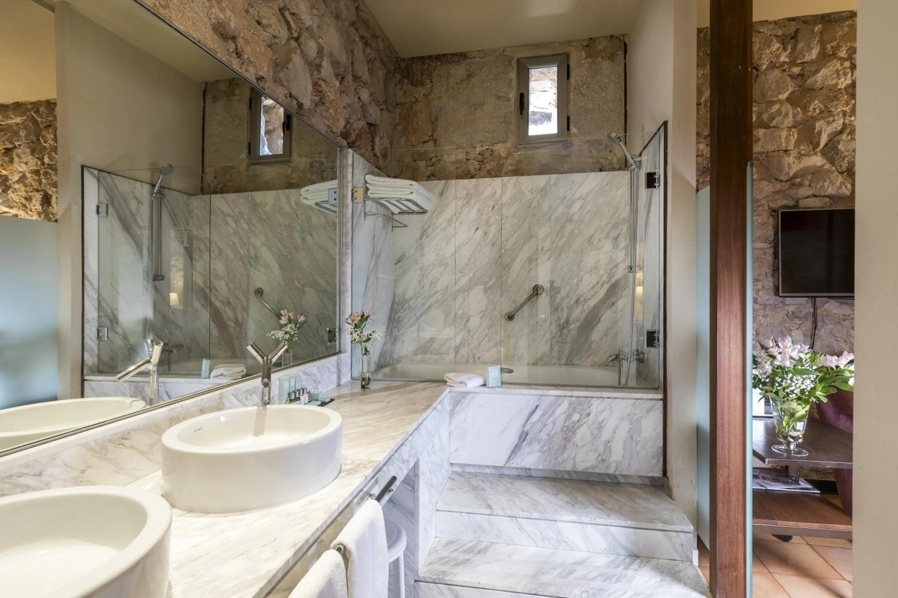 Bathroom in Parador de Alarcón