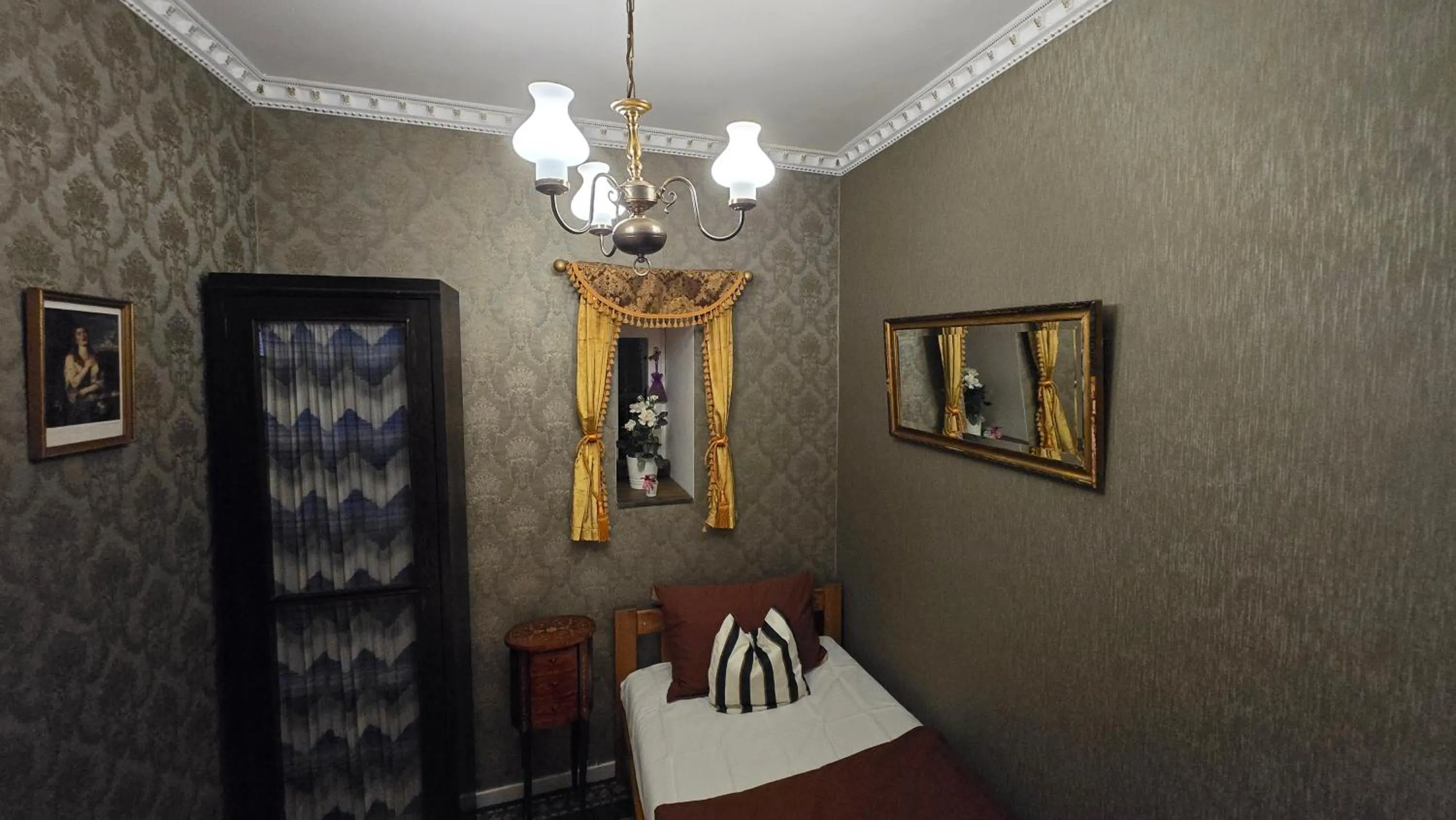 Text overlay in St. Terezie - Baroque Residence