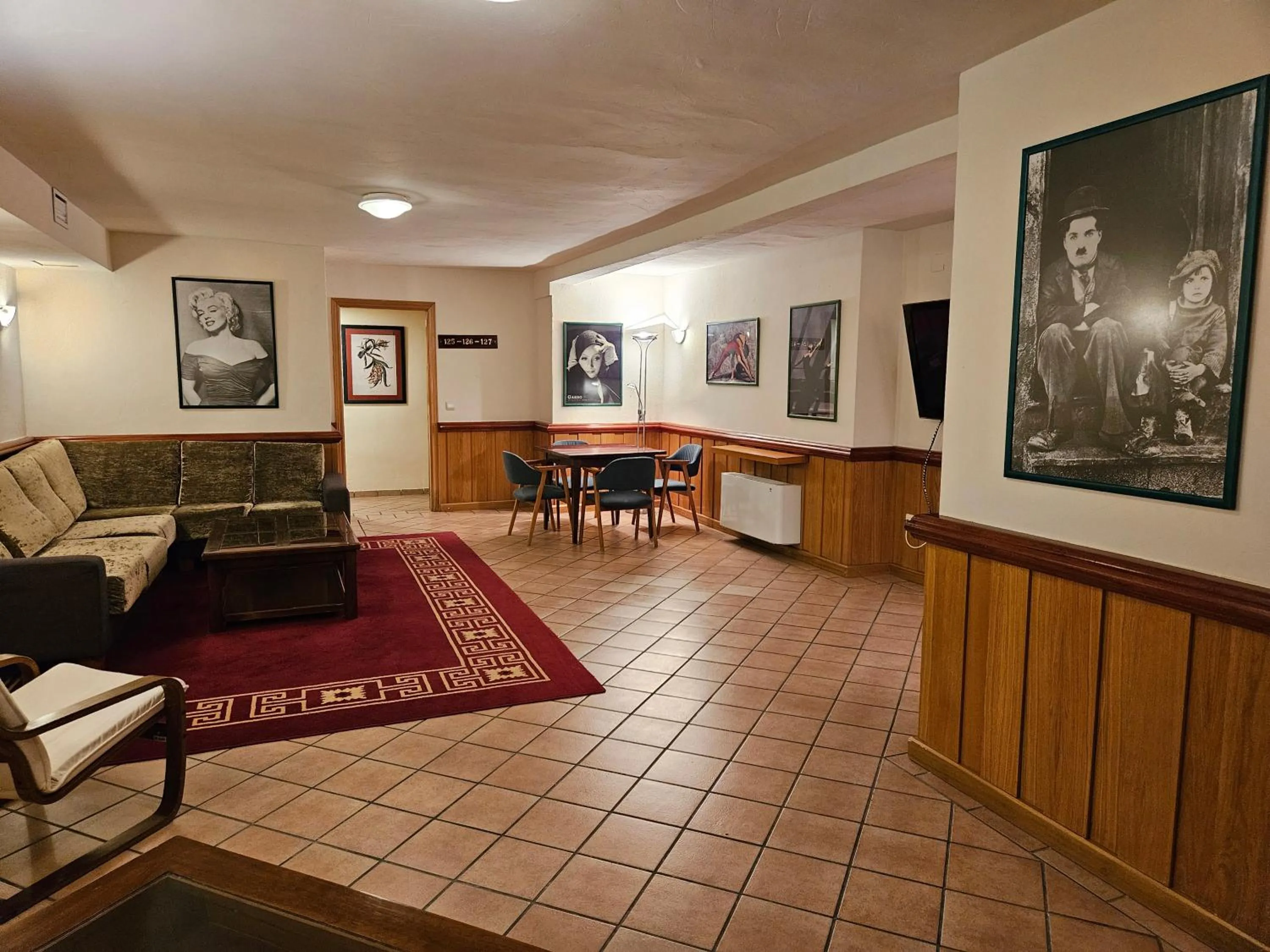 Living room in Hotel Telecabina
