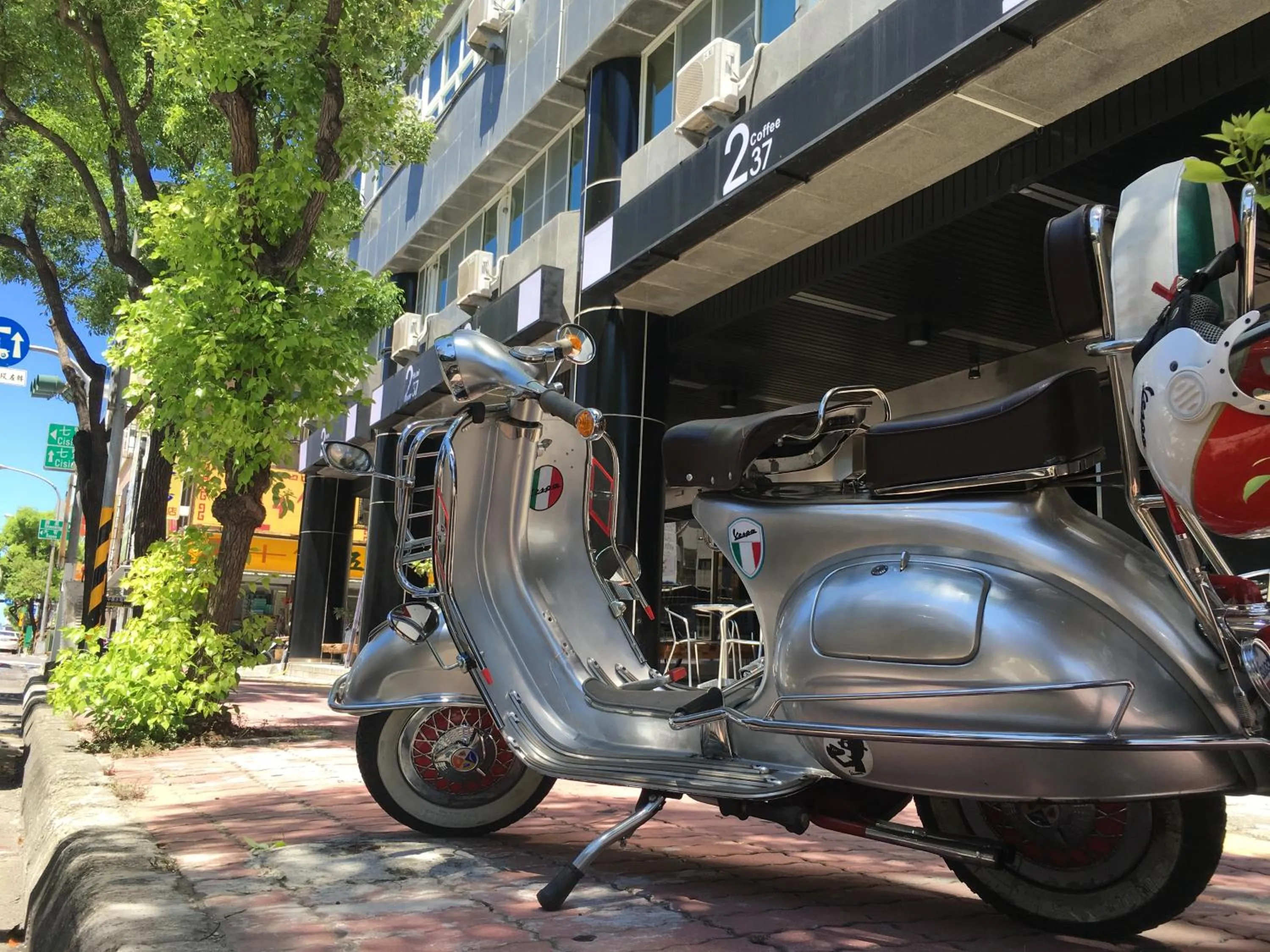 Property building in 237 Hotel