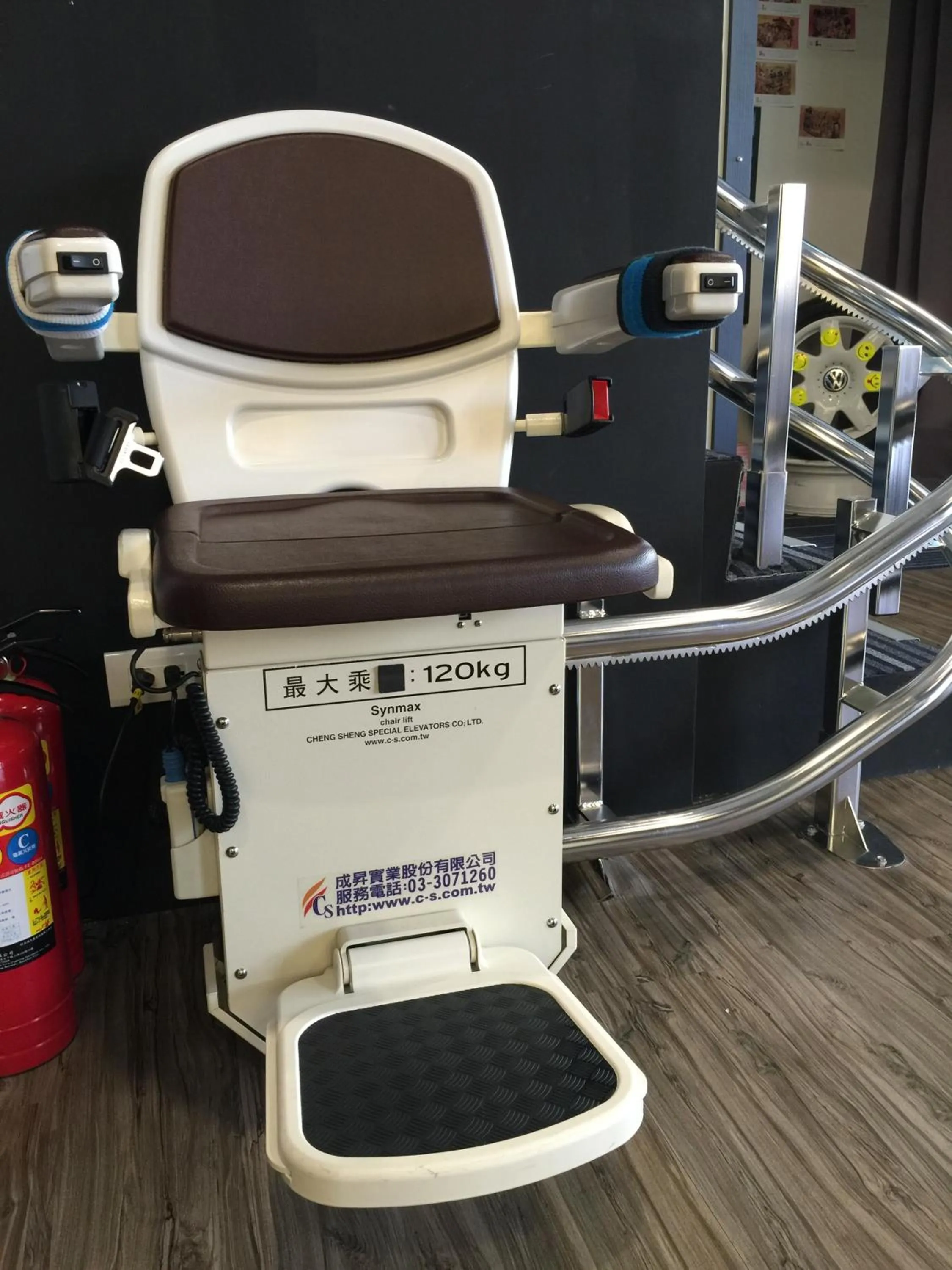 Food and drinks in 237 Hotel