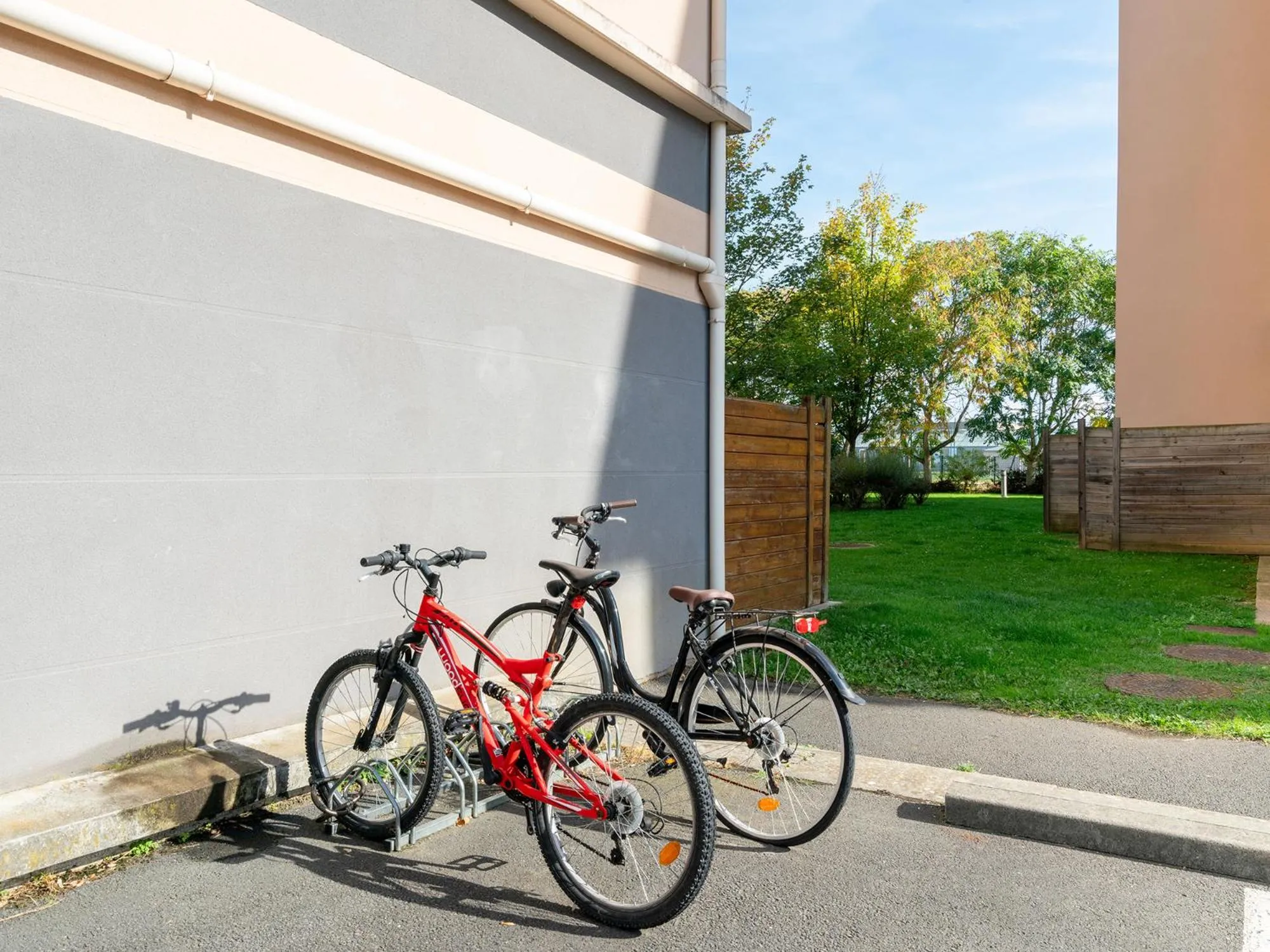 Property building in Séjours & Affaires Caen Le Clos Beaumois